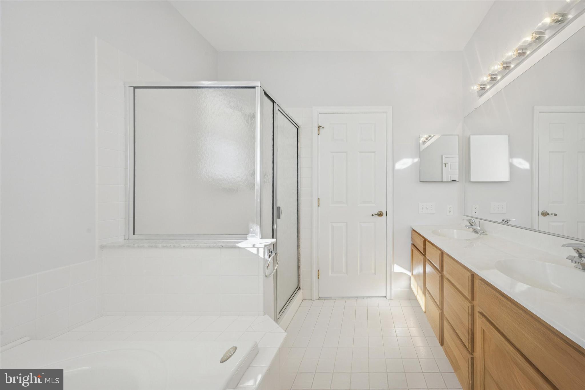 FOX HILL FARM - Residential