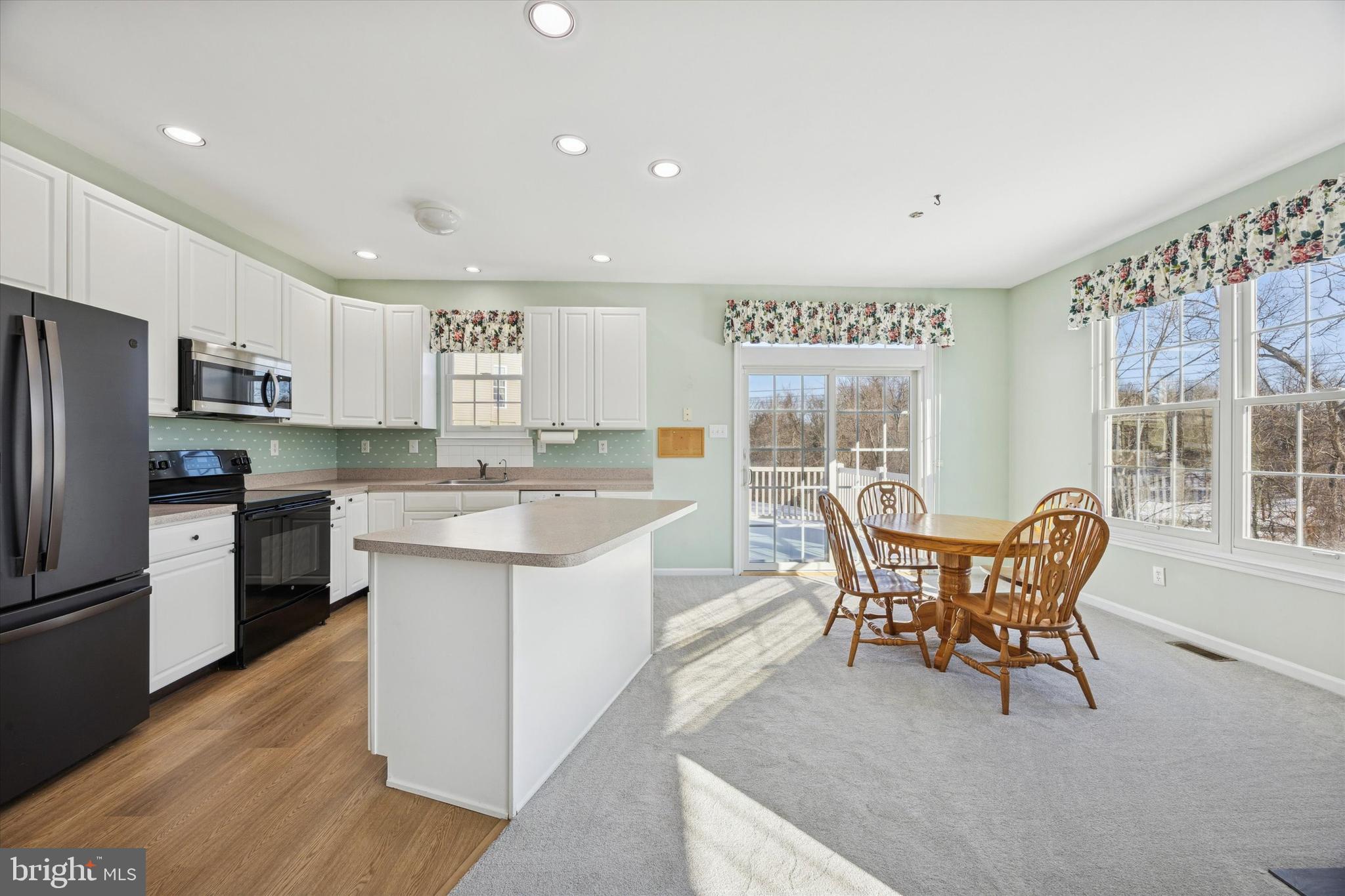 FOX HILL FARM - Residential