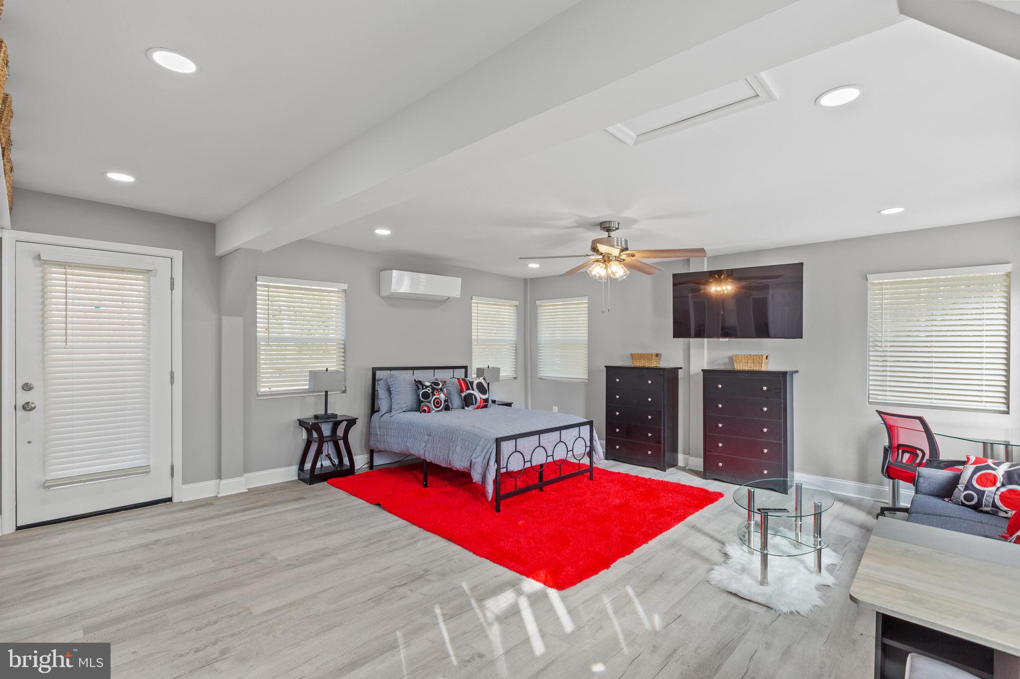 6245 CRACKLINGTOWN ROAD