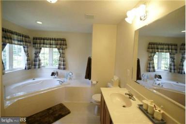 WILLOW WOODS - Residential Lease