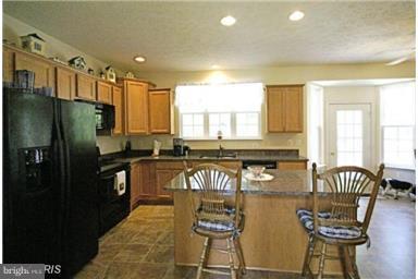 WILLOW WOODS - Residential Lease