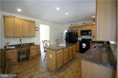 WILLOW WOODS - Residential Lease