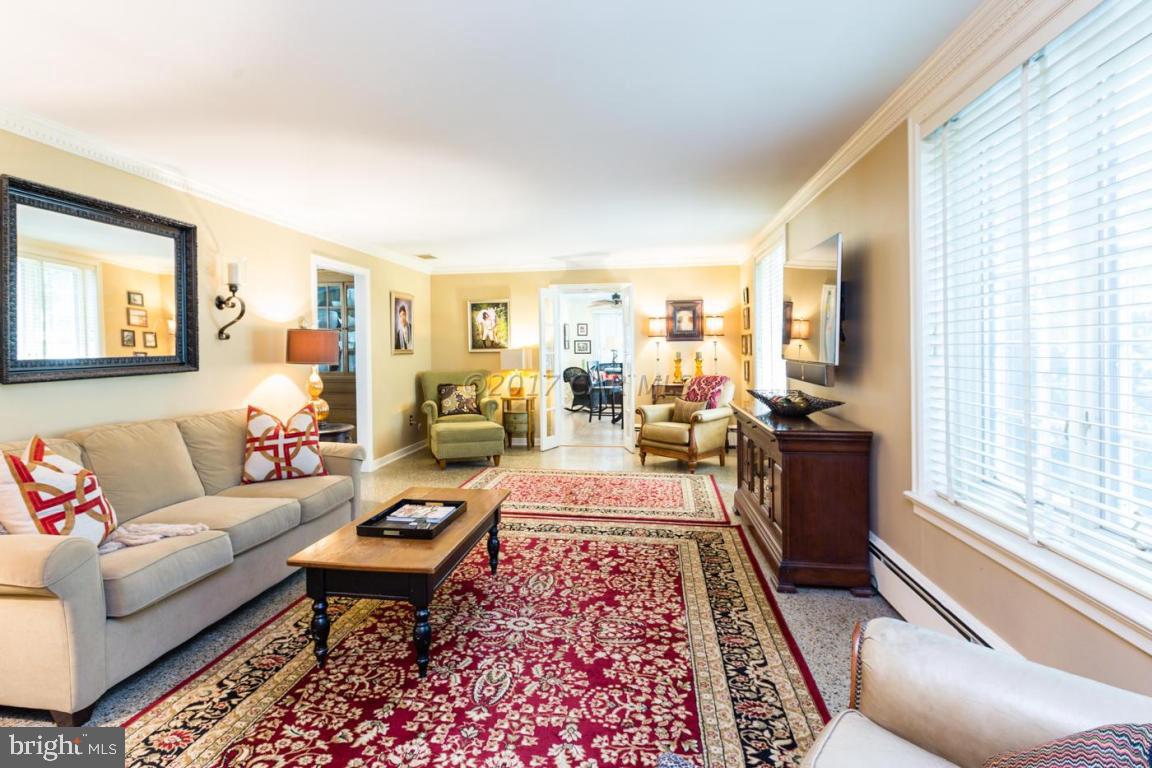 HUNTING PARK - Residential