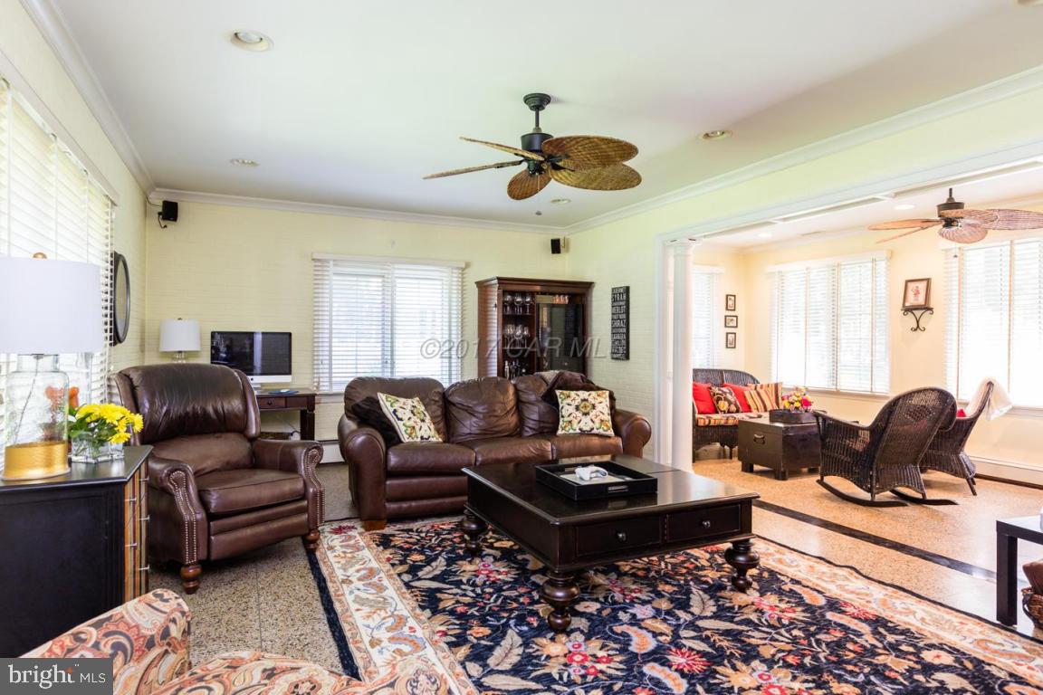 HUNTING PARK - Residential