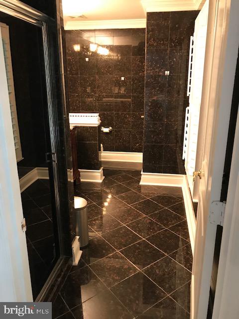 THE RESERVE - Residential Lease