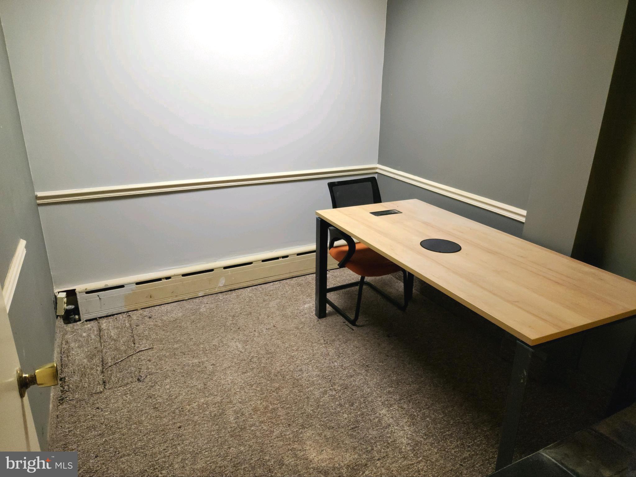 PHILADELPHIA (SOUTH) - Commercial Lease