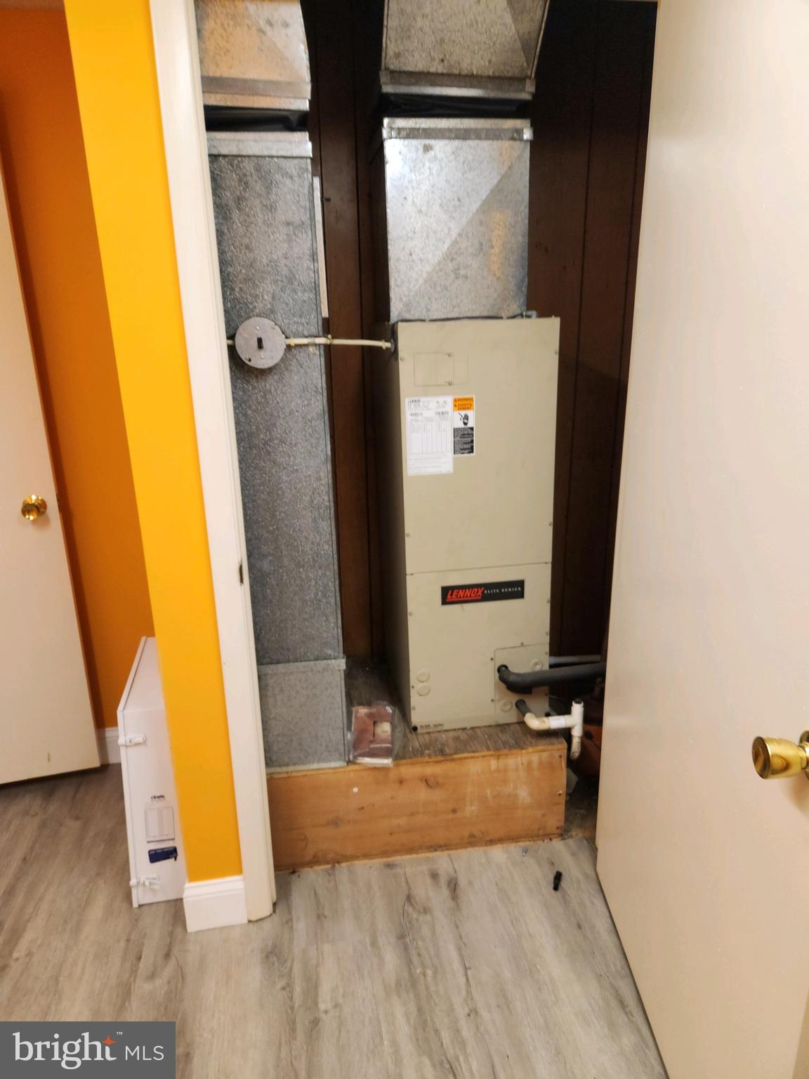 PHILADELPHIA (SOUTH) - Commercial Lease