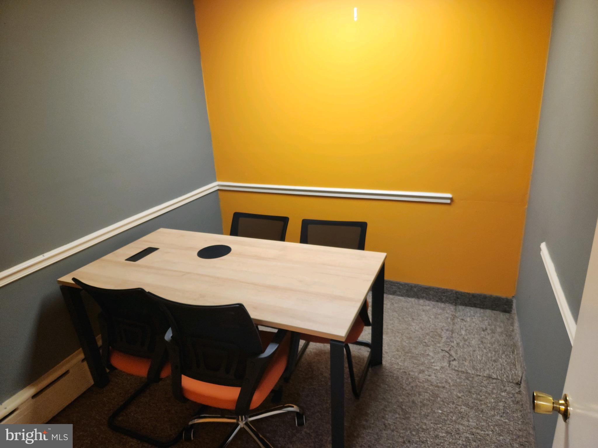 PHILADELPHIA (SOUTH) - Commercial Lease