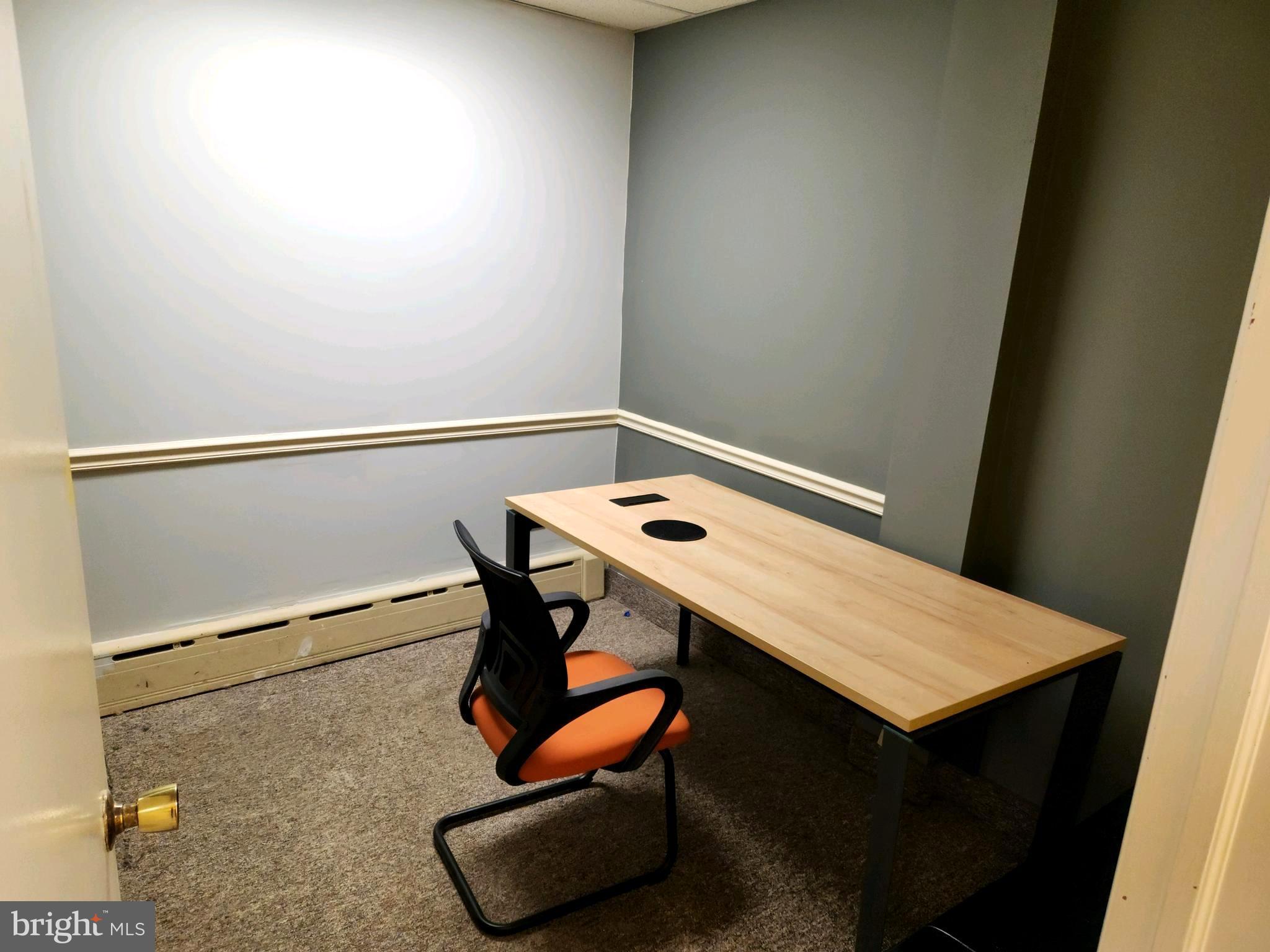 PHILADELPHIA (SOUTH) - Commercial Lease