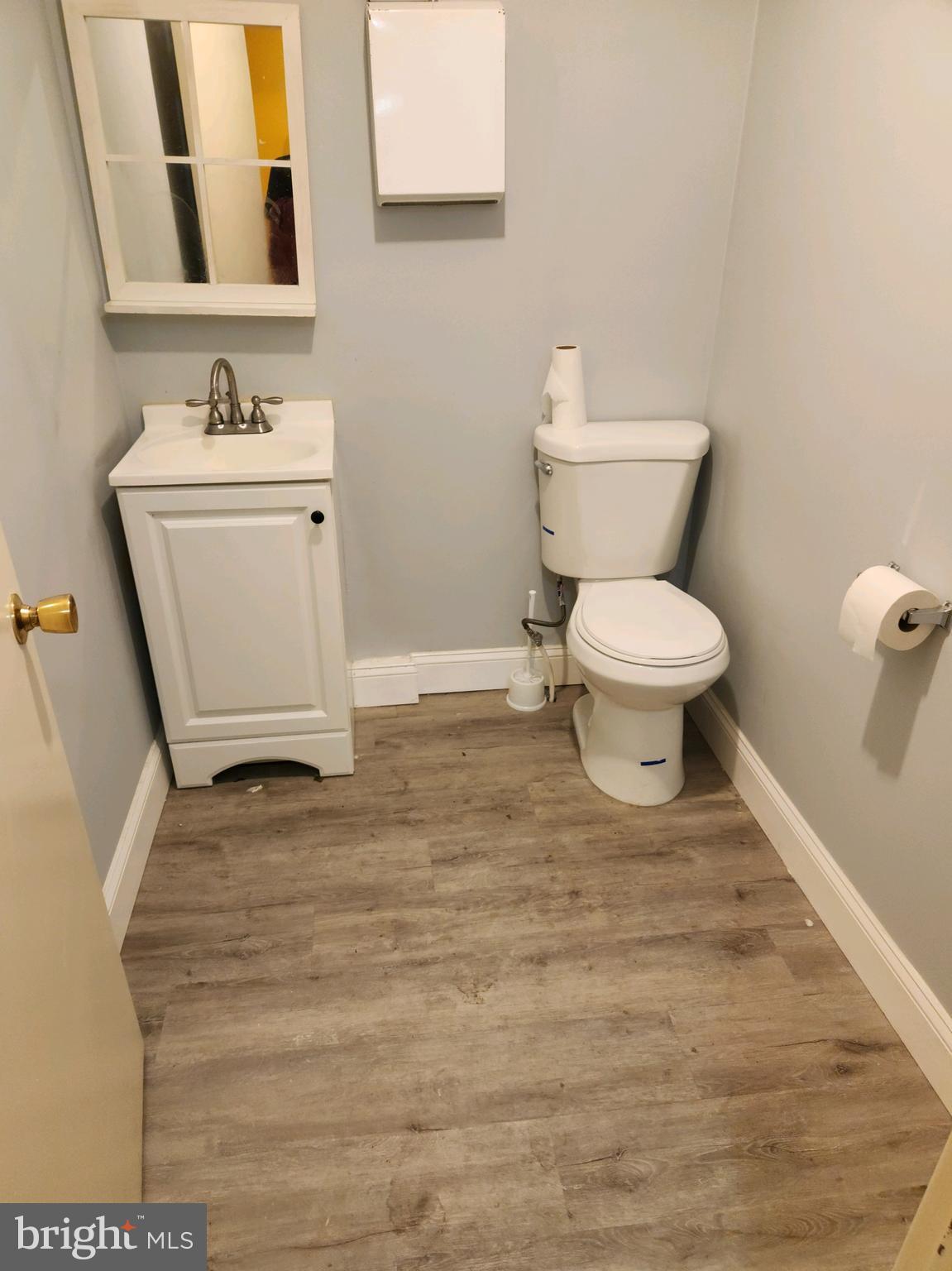 PHILADELPHIA (SOUTH) - Commercial Lease