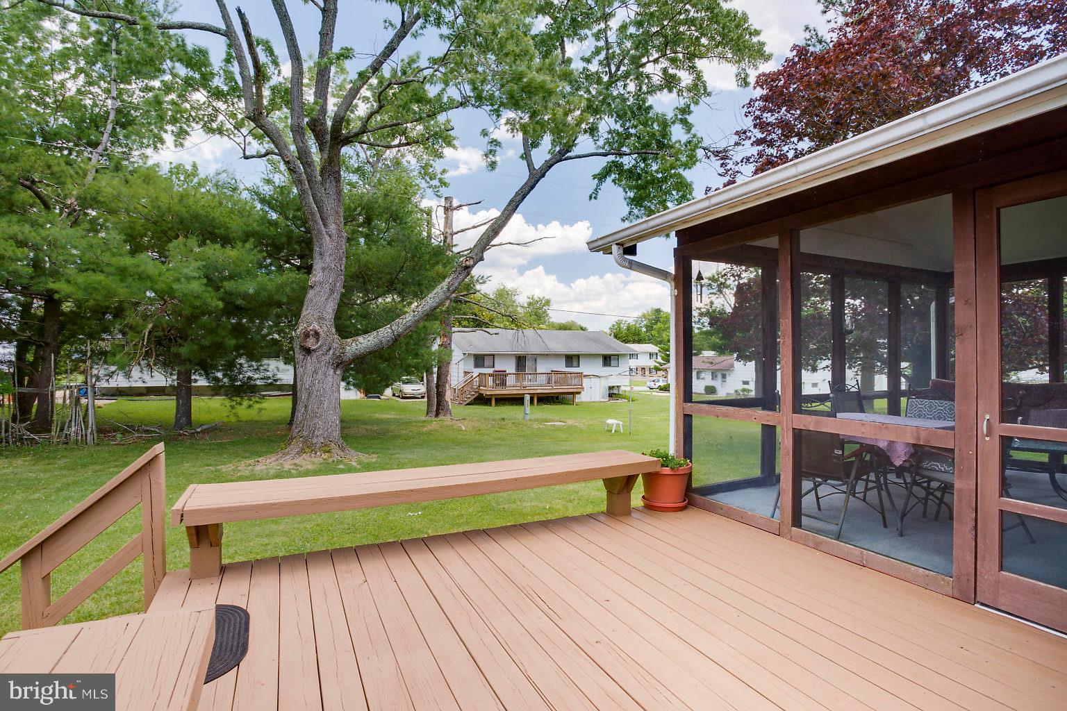 LAYDON PARK - Residential