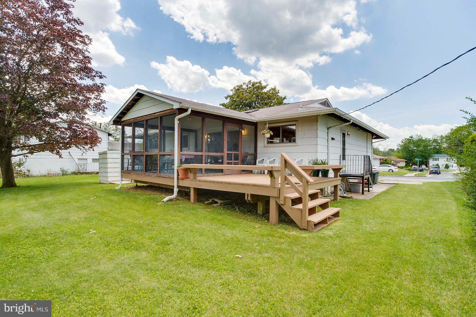 LAYDON PARK - Residential