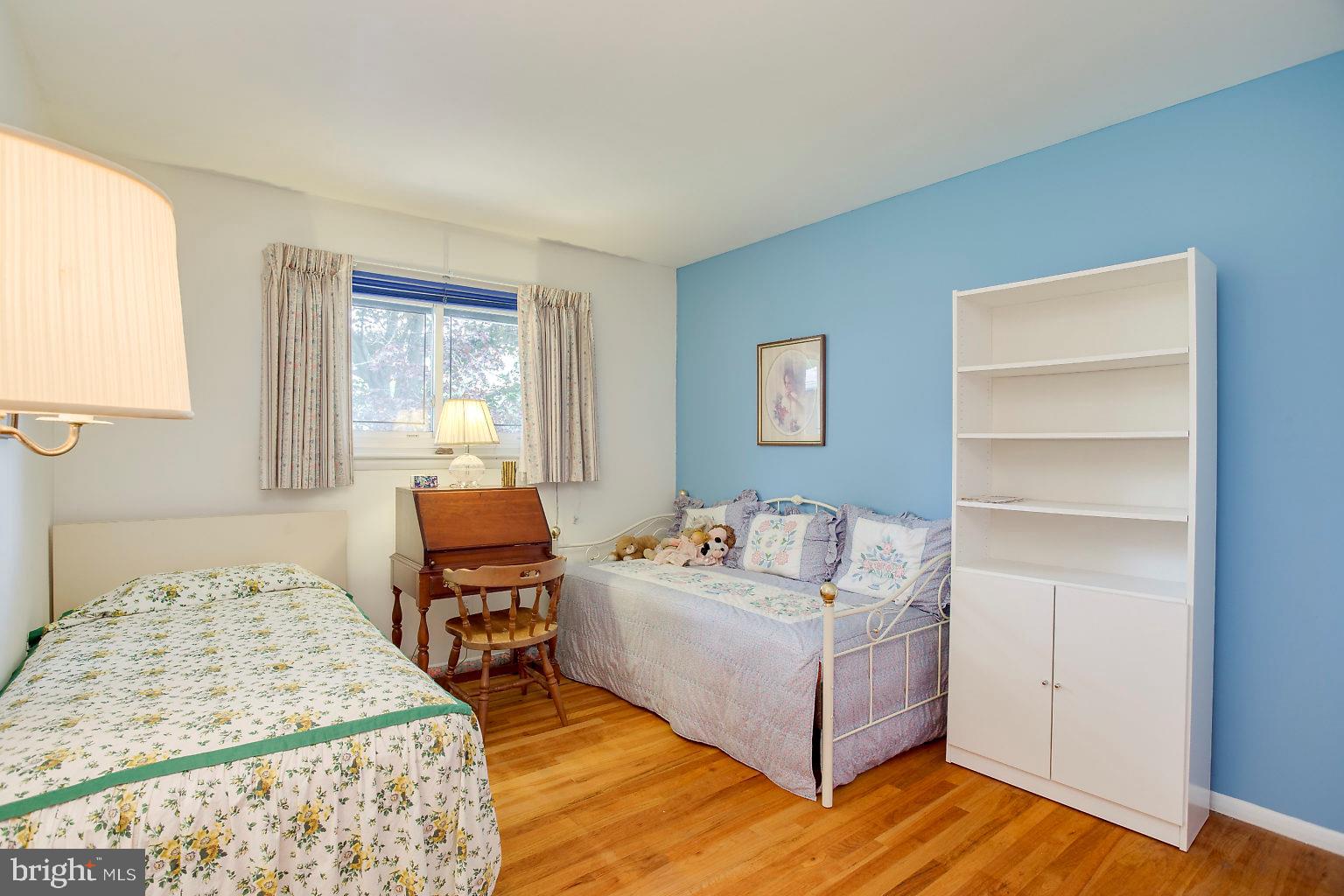 LAYDON PARK - Residential