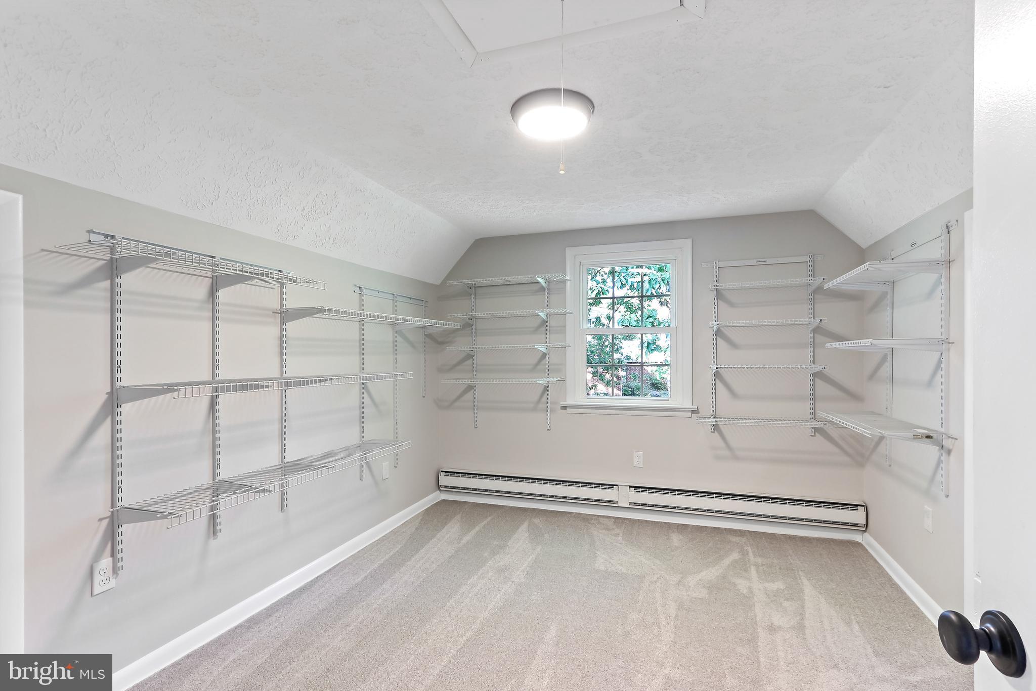 ADAMS HEIGHTS - Residential