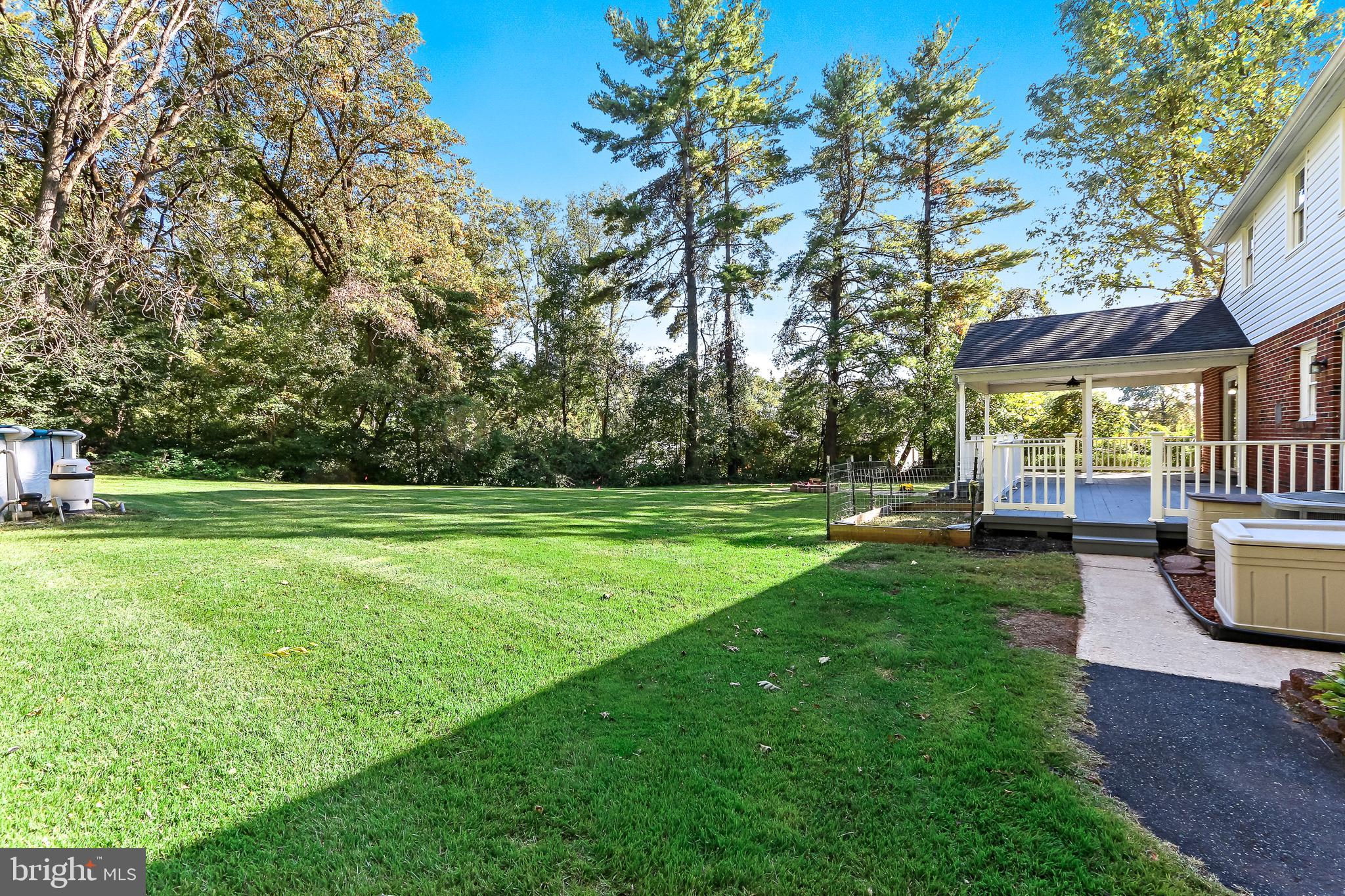 ADAMS HEIGHTS - Residential