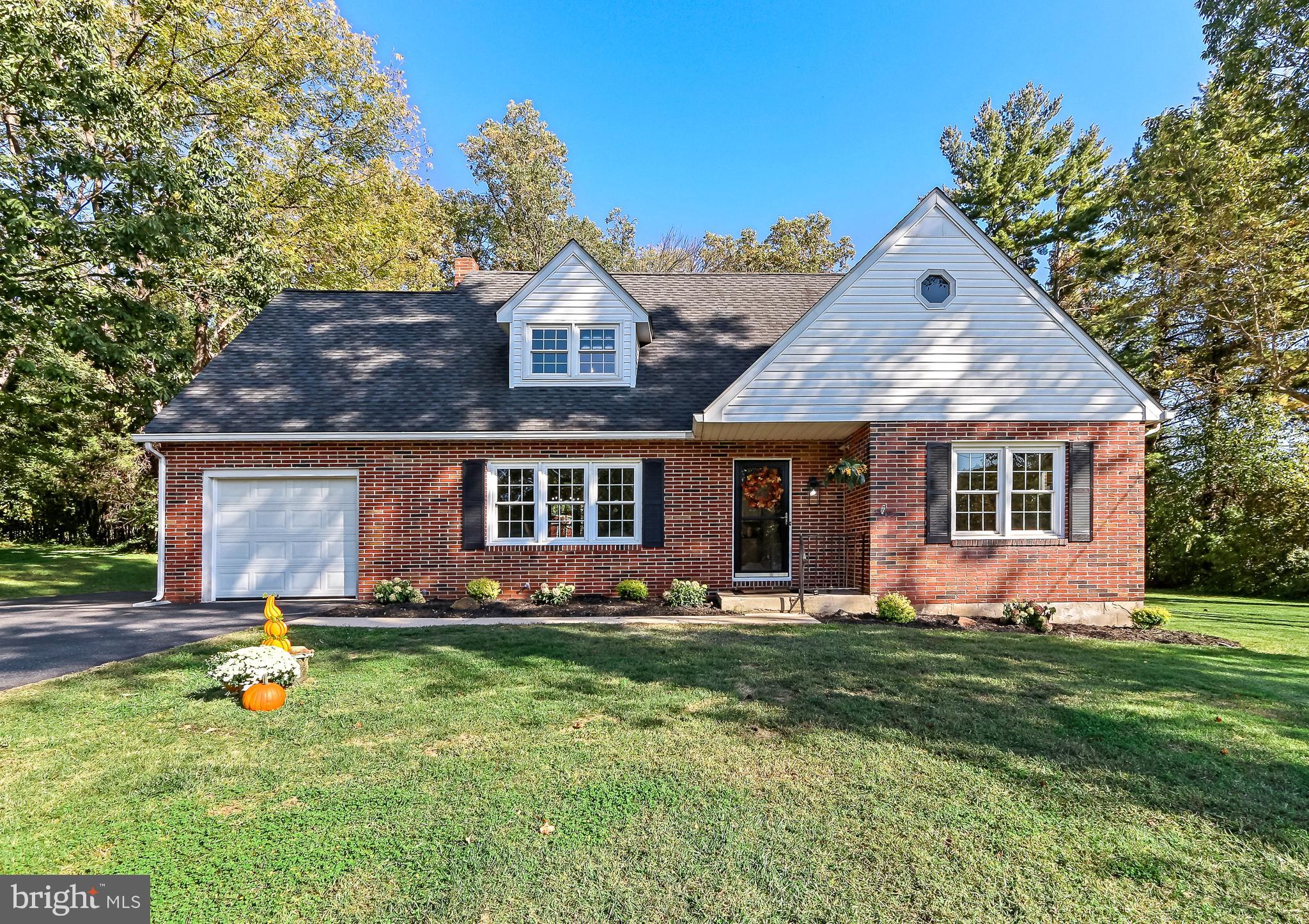 ADAMS HEIGHTS - Residential