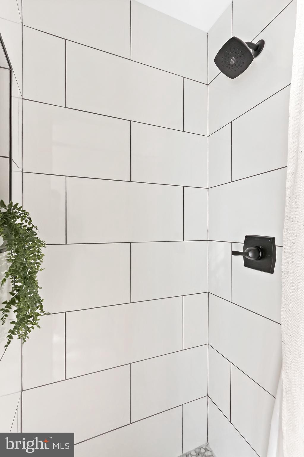 ADAMS HEIGHTS - Residential