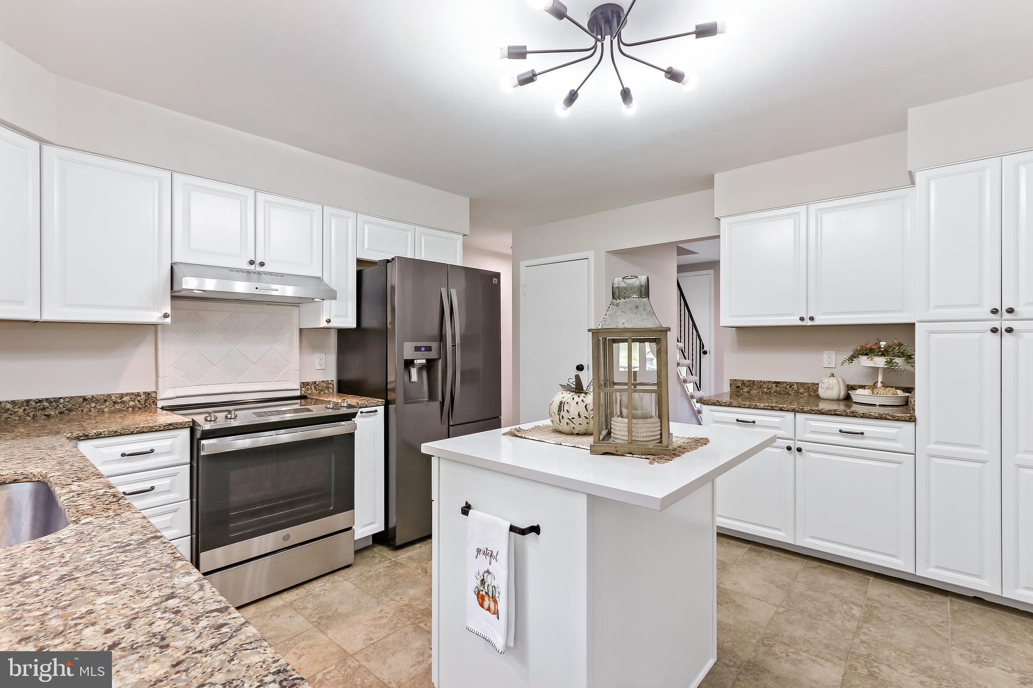 ADAMS HEIGHTS - Residential