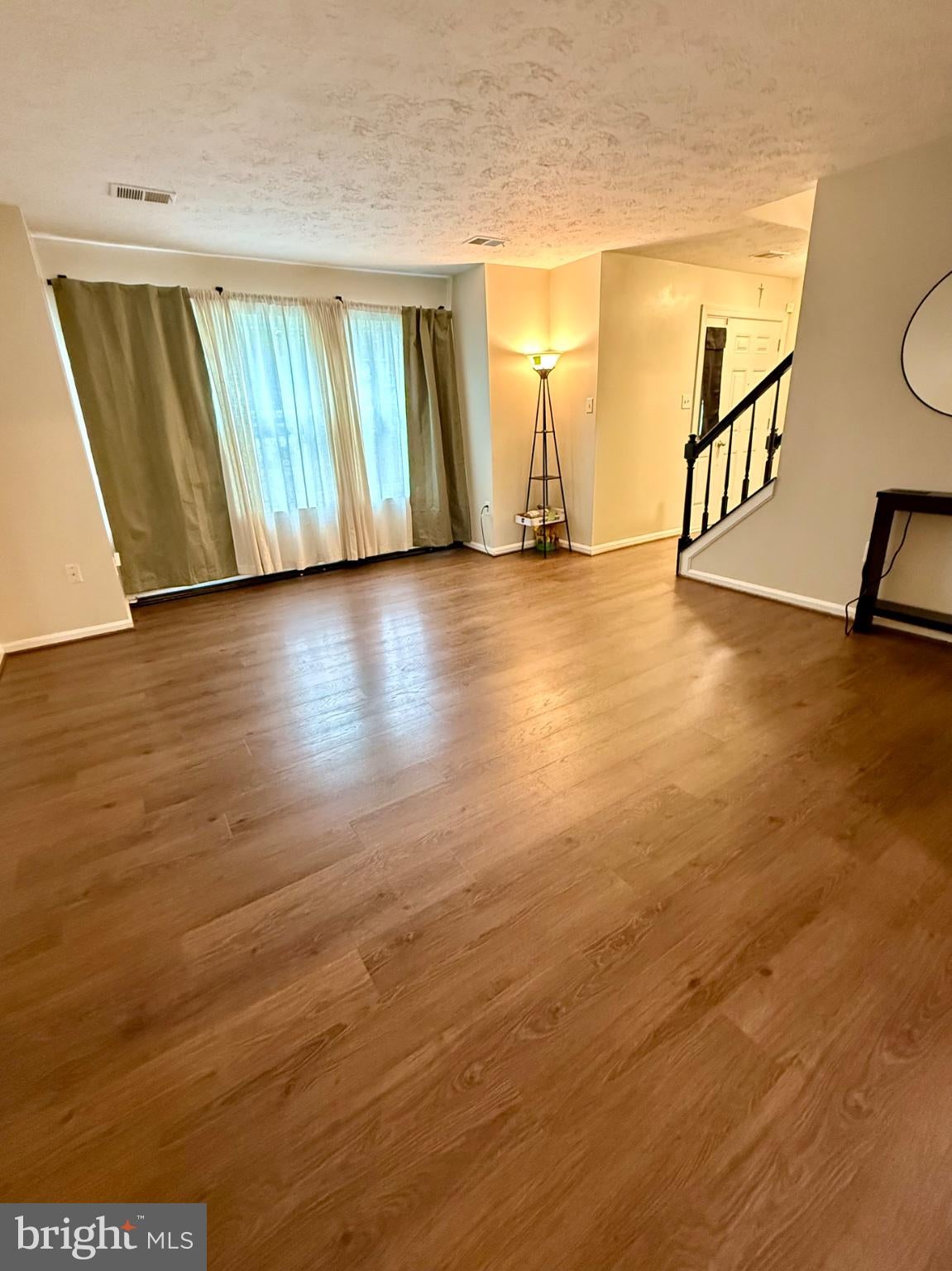 6203 BIGHORN COURT