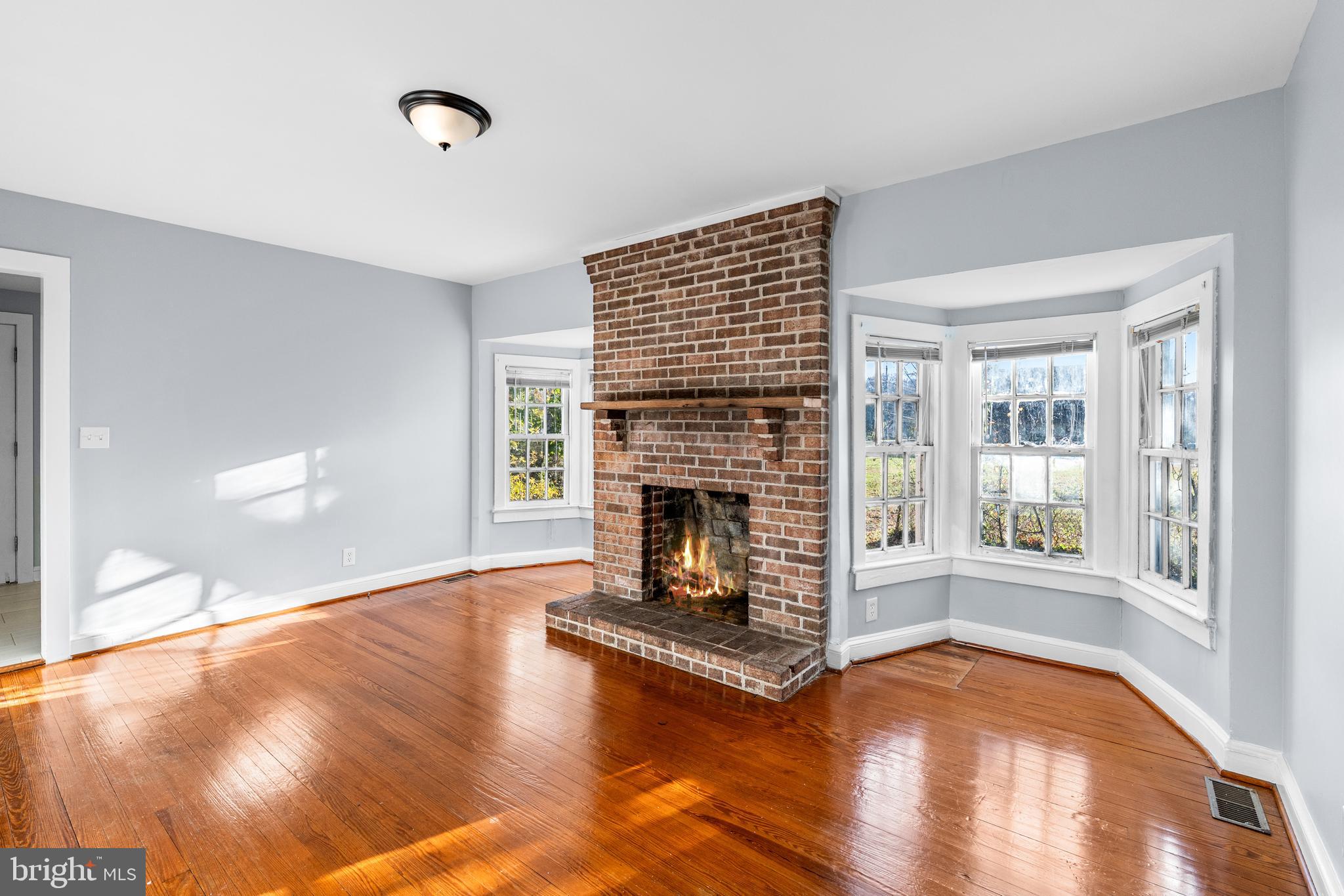 WASHINGTON GROVE - Residential