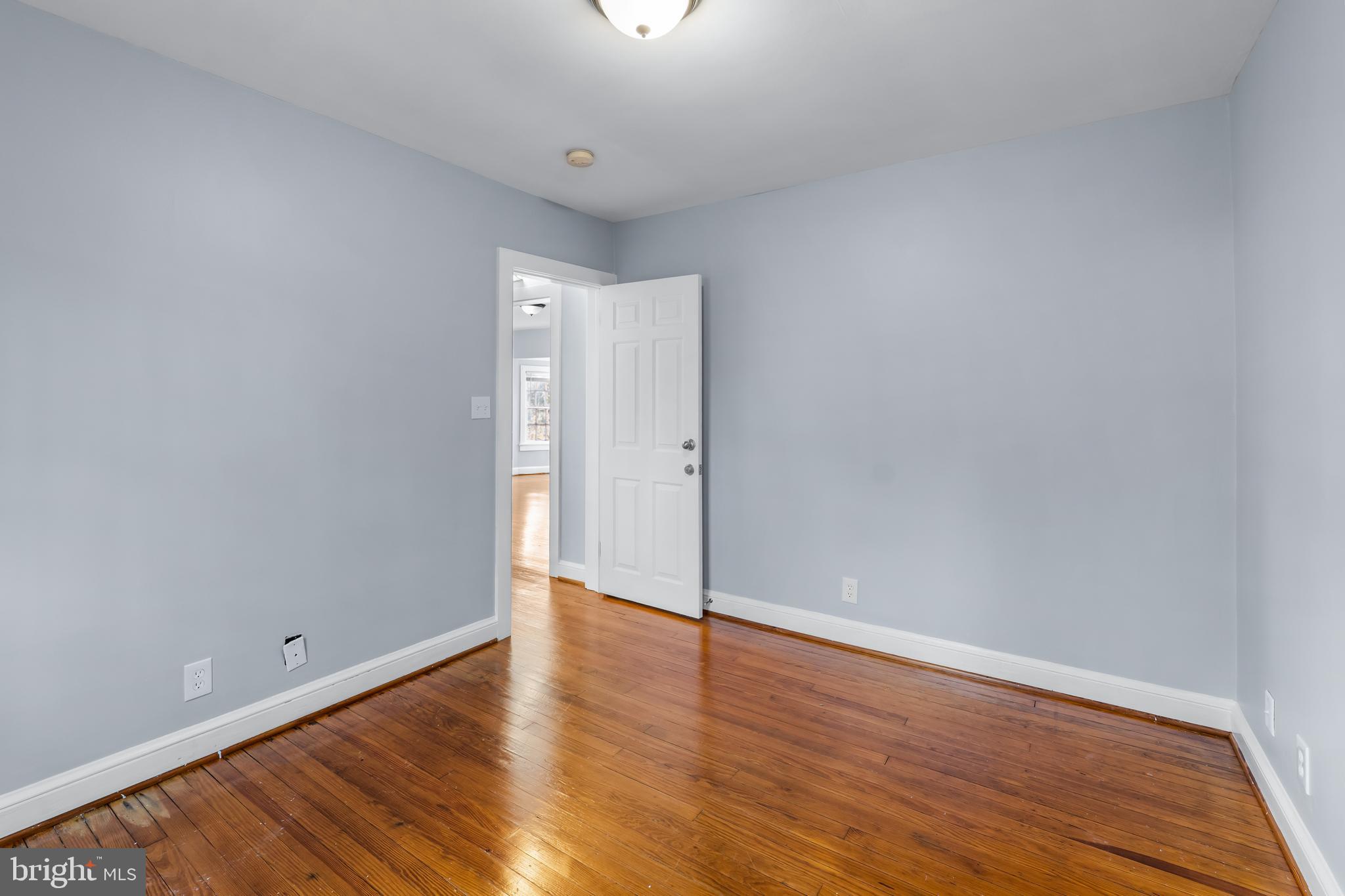 WASHINGTON GROVE - Residential