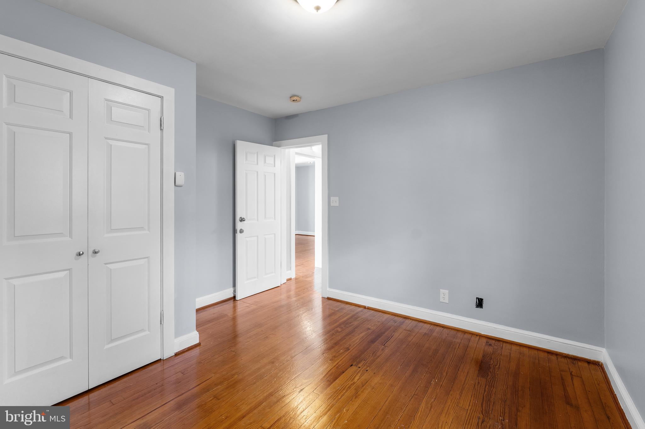 WASHINGTON GROVE - Residential