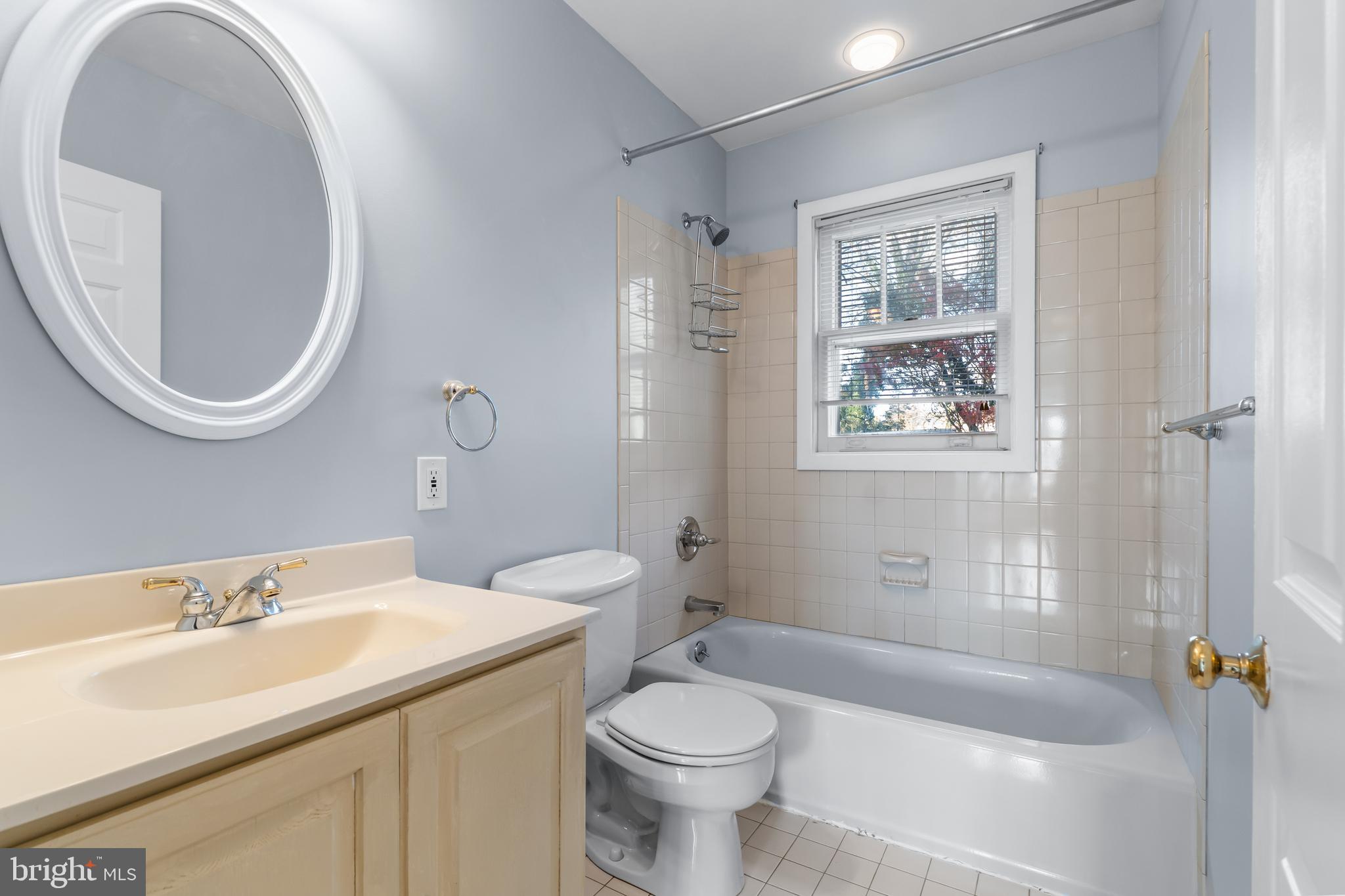 WASHINGTON GROVE - Residential