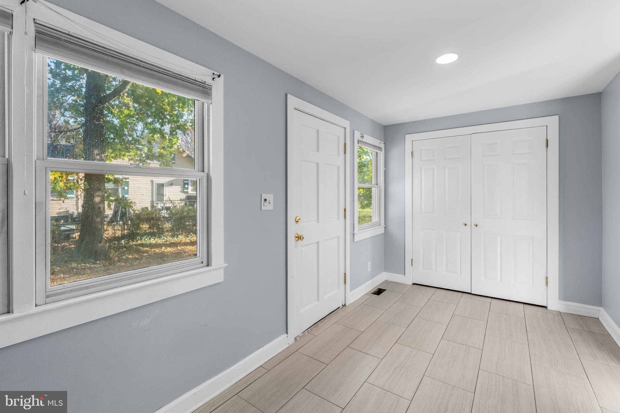 WASHINGTON GROVE - Residential