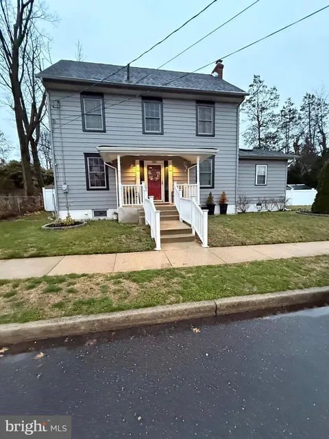 MLS: NJCD2113420