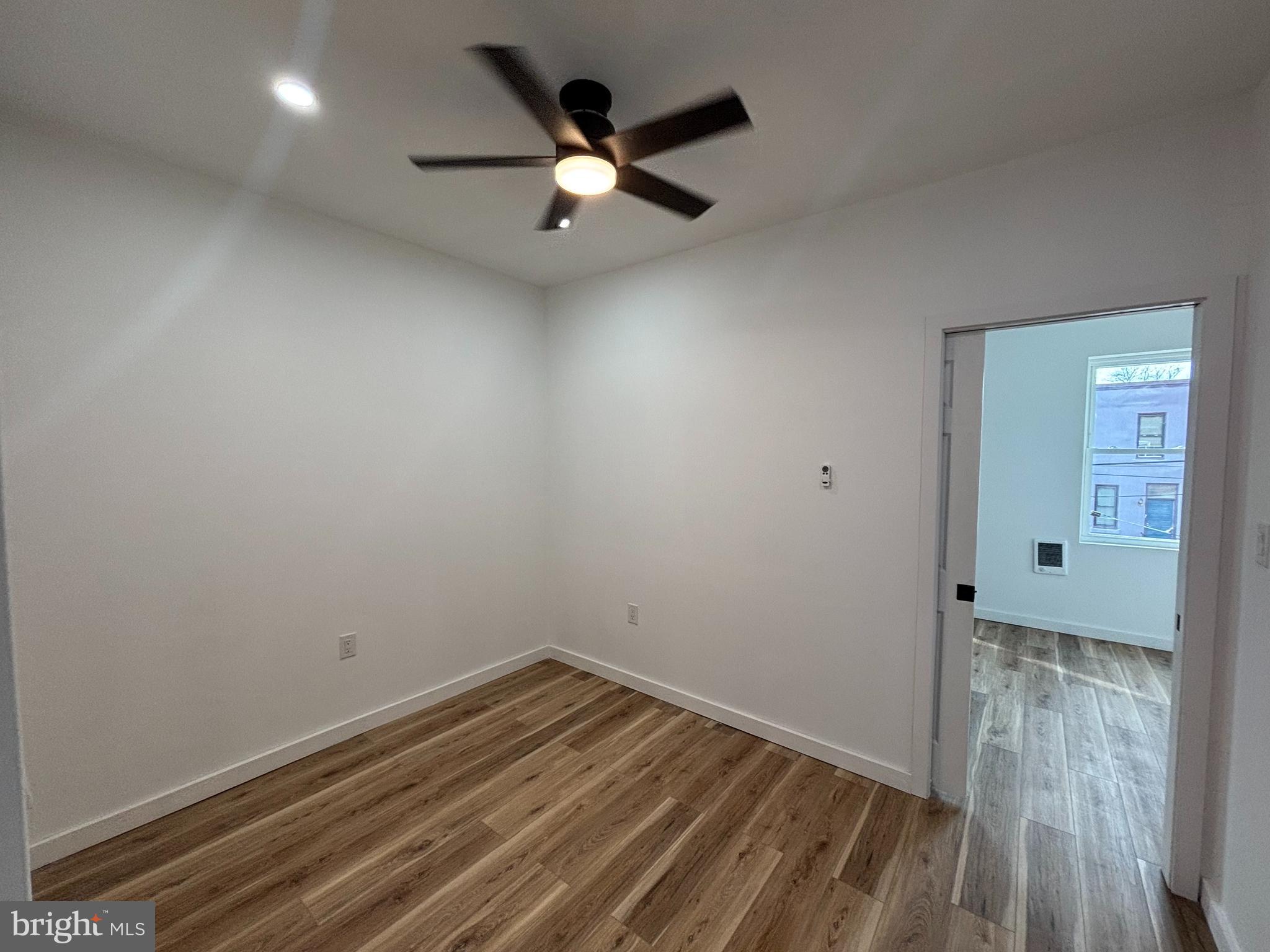 CARROLL PARK - Residential Lease