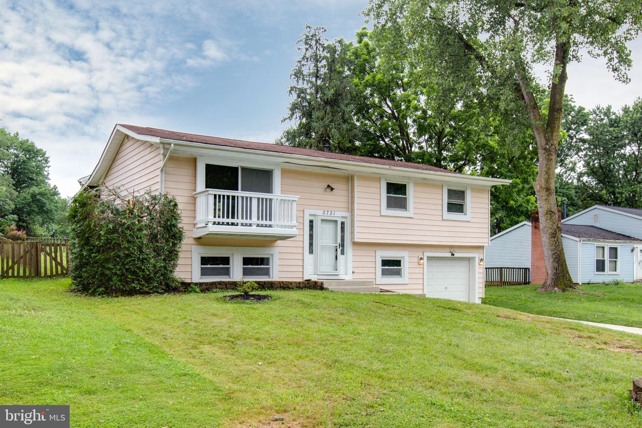 5731 MARGRAVE MEWS