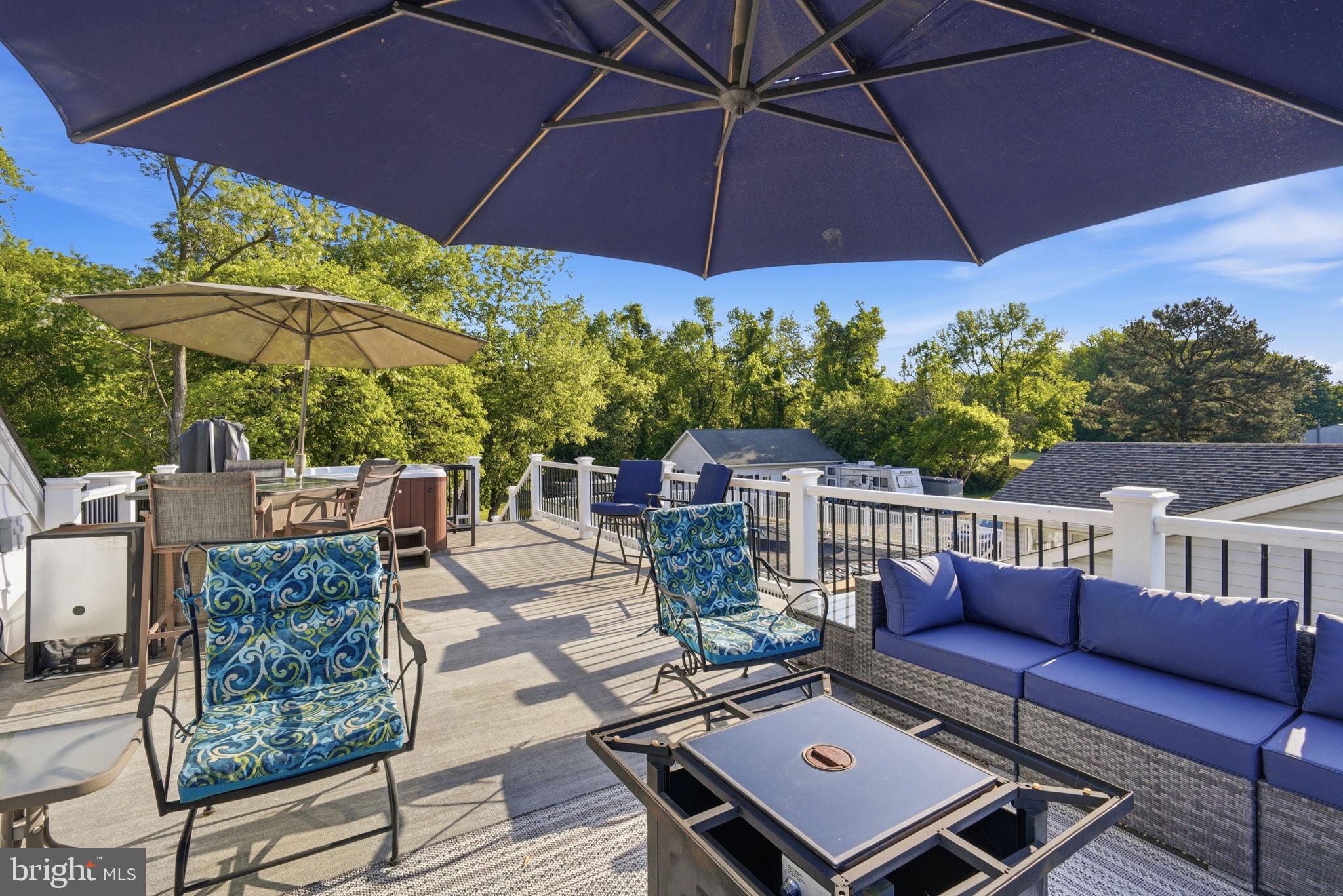 ROCK HALL - Residential