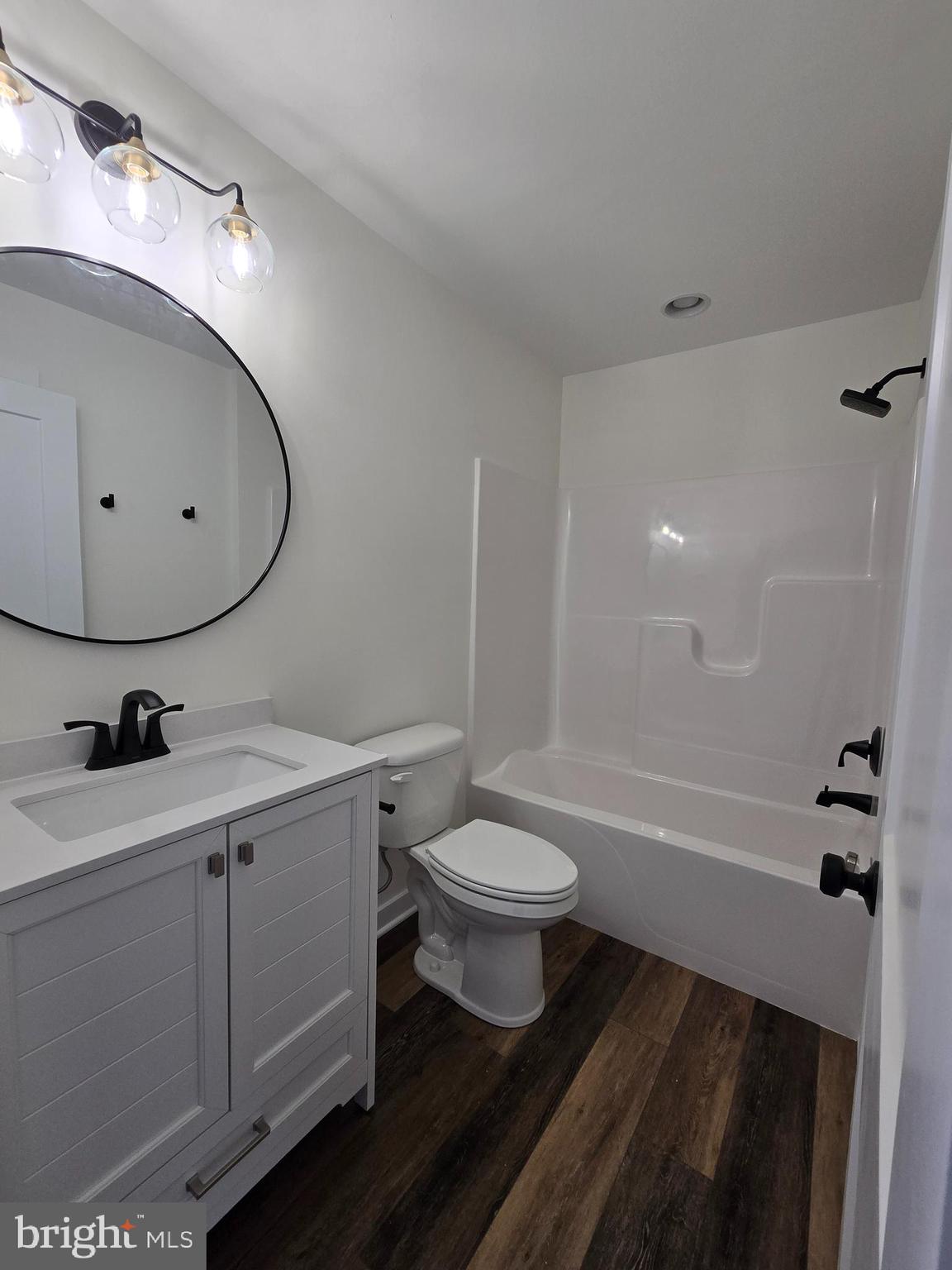 PROVIDENCE FARM - Residential