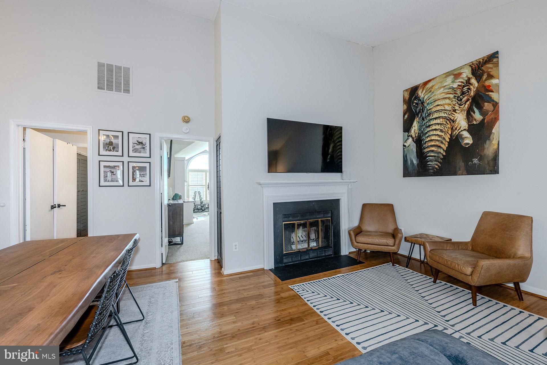 THE COVE - Residential