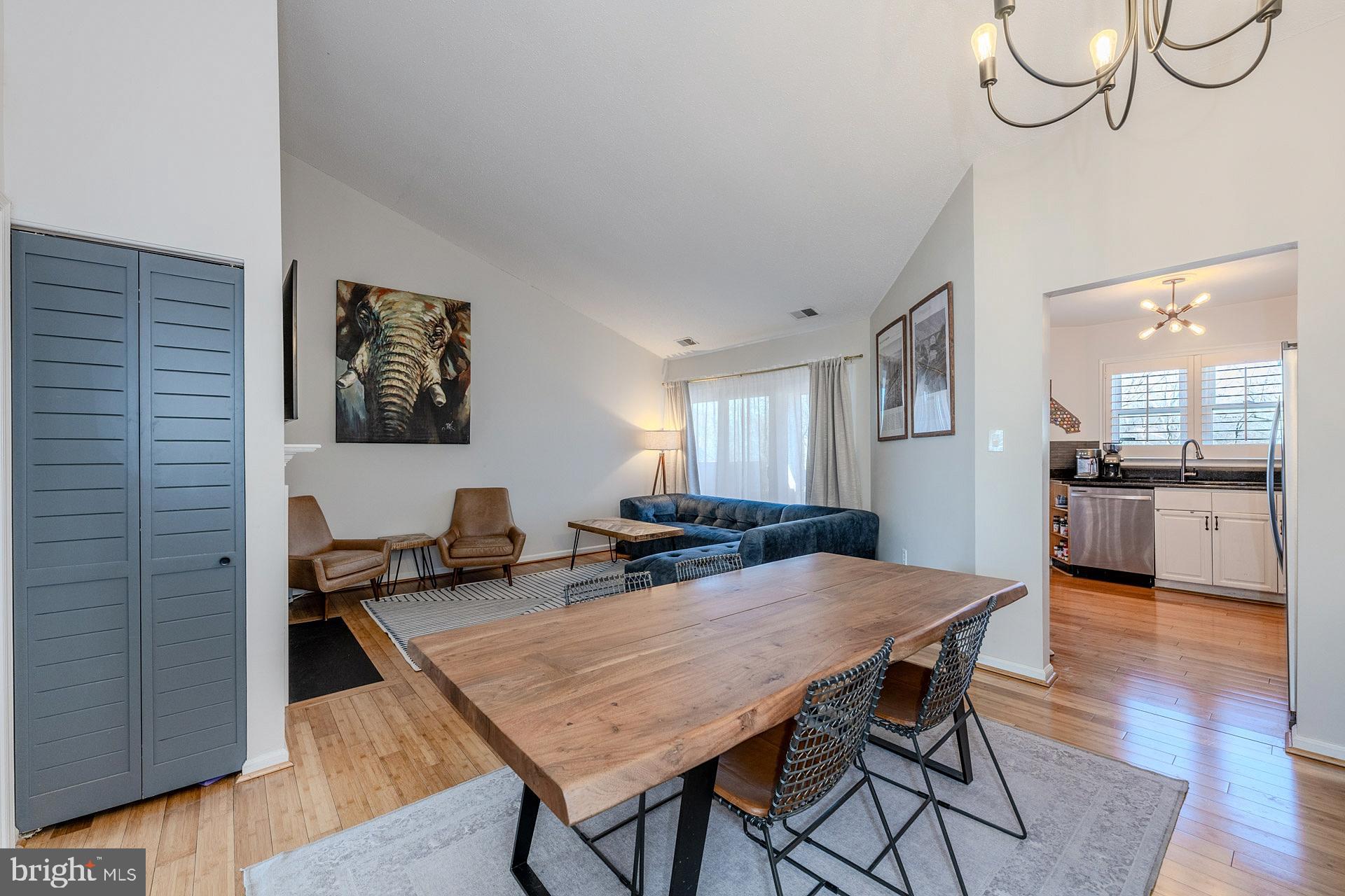 THE COVE - Residential