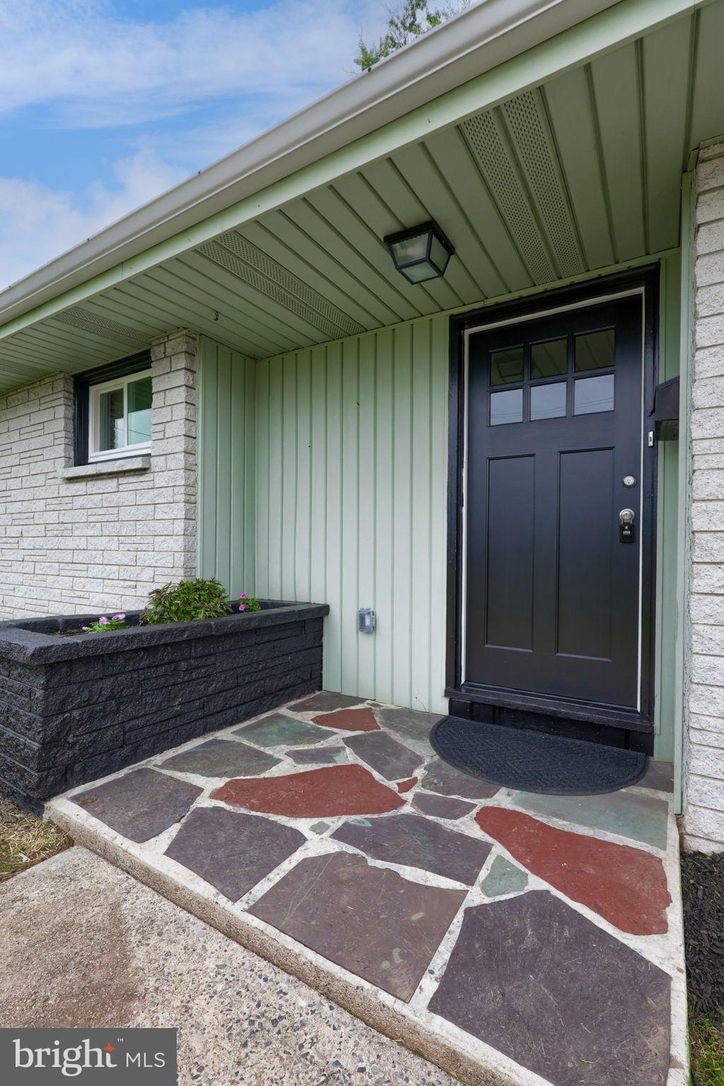 339 SCHOOL ROAD