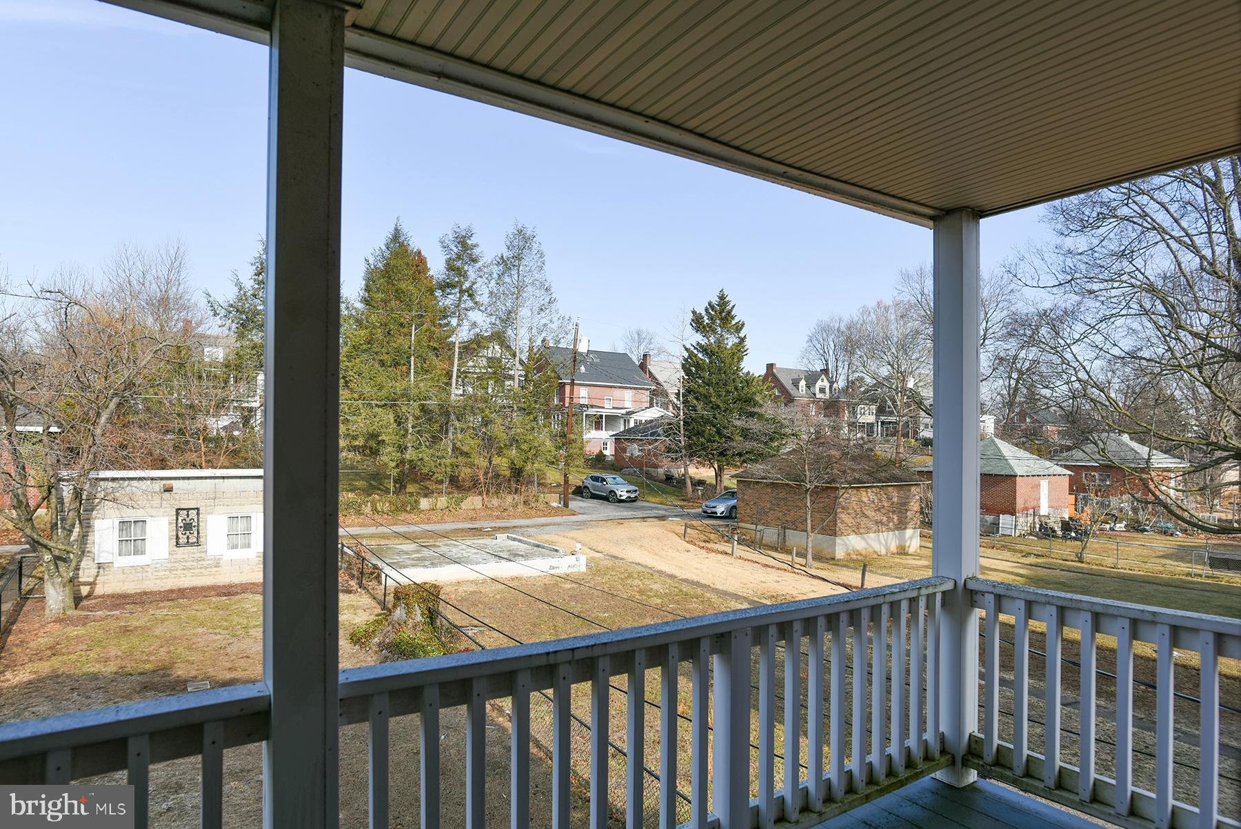 NORTH END - Residential