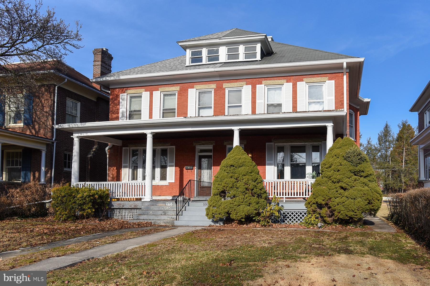 NORTH END - Residential