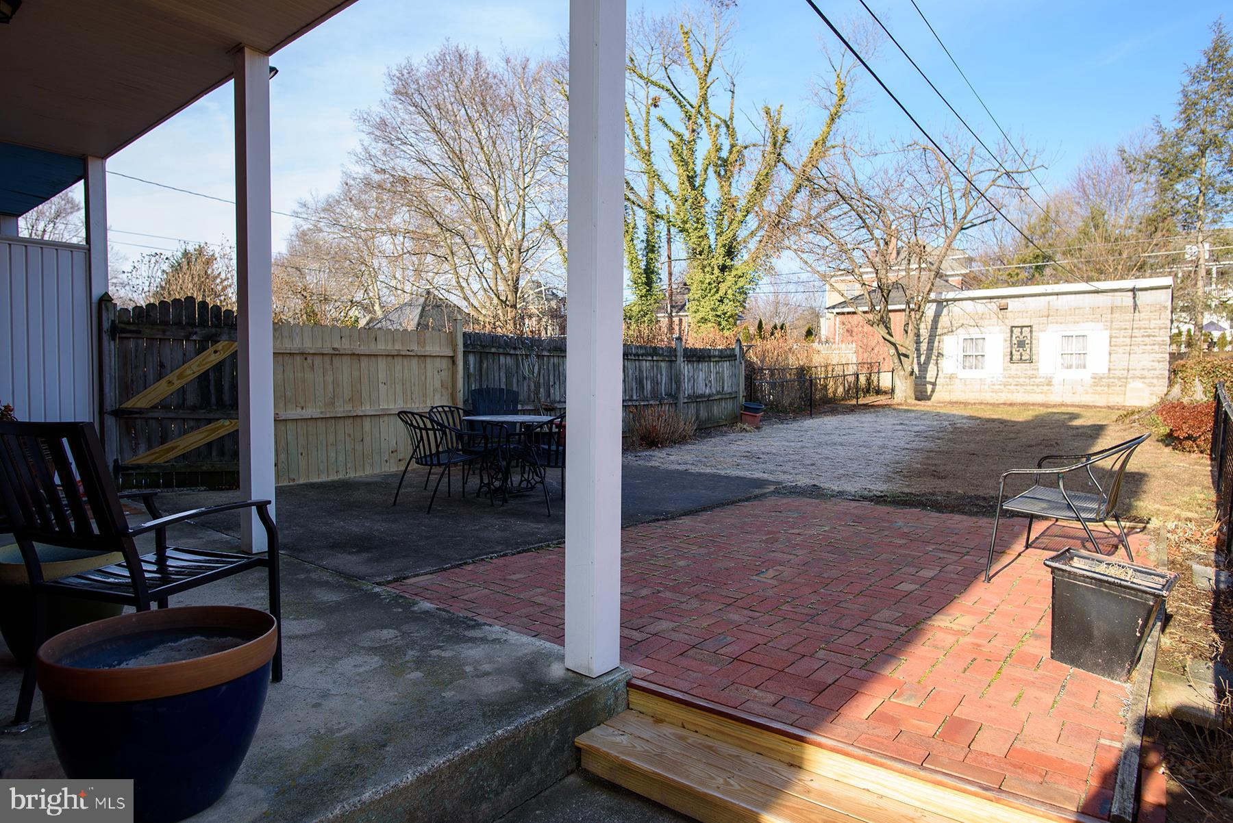 NORTH END - Residential