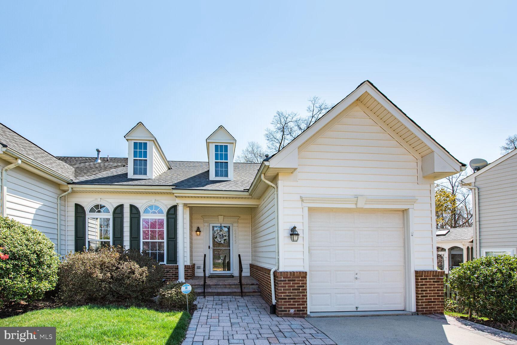 ASHBURN VILLAGE - Residential