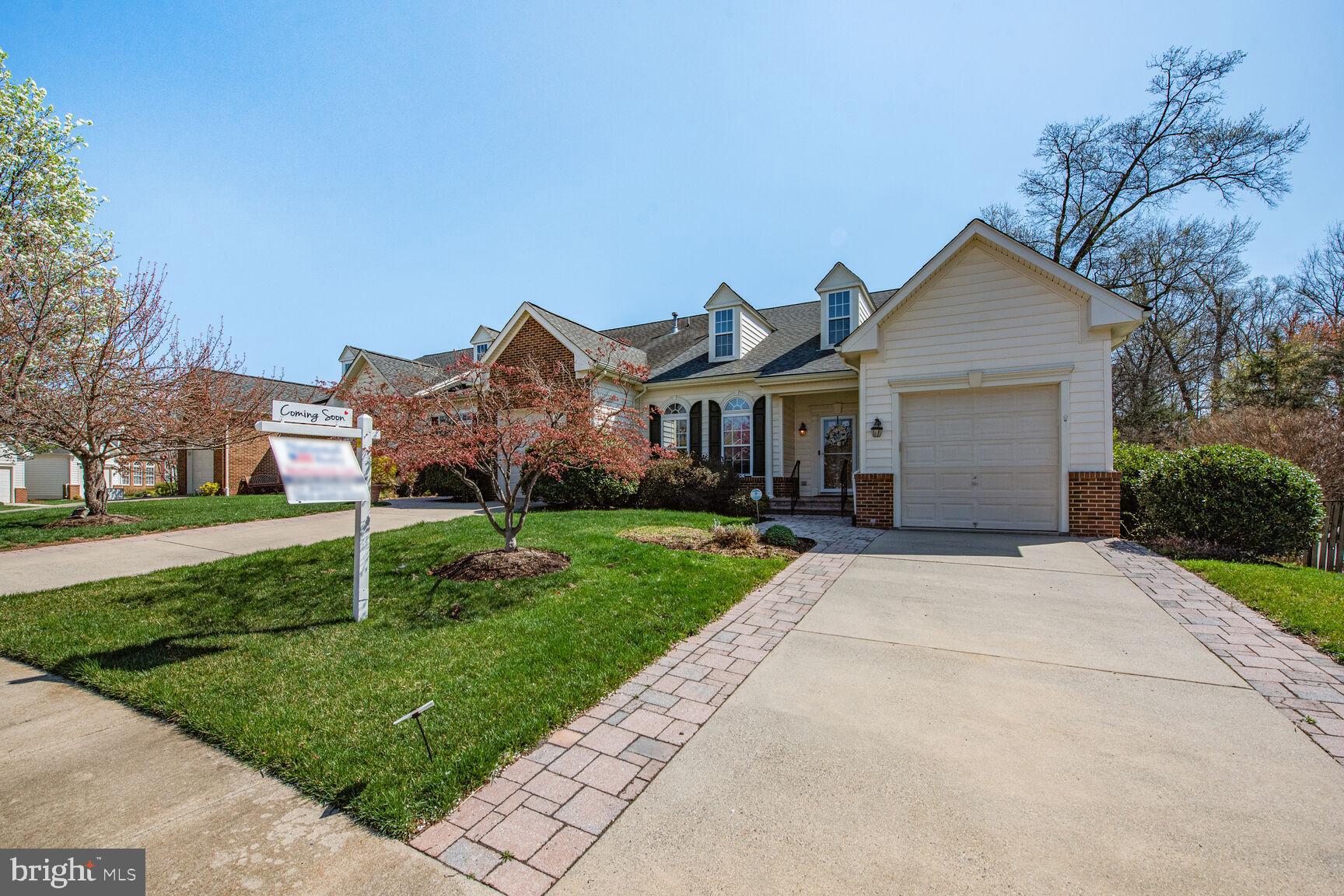 ASHBURN VILLAGE - Residential