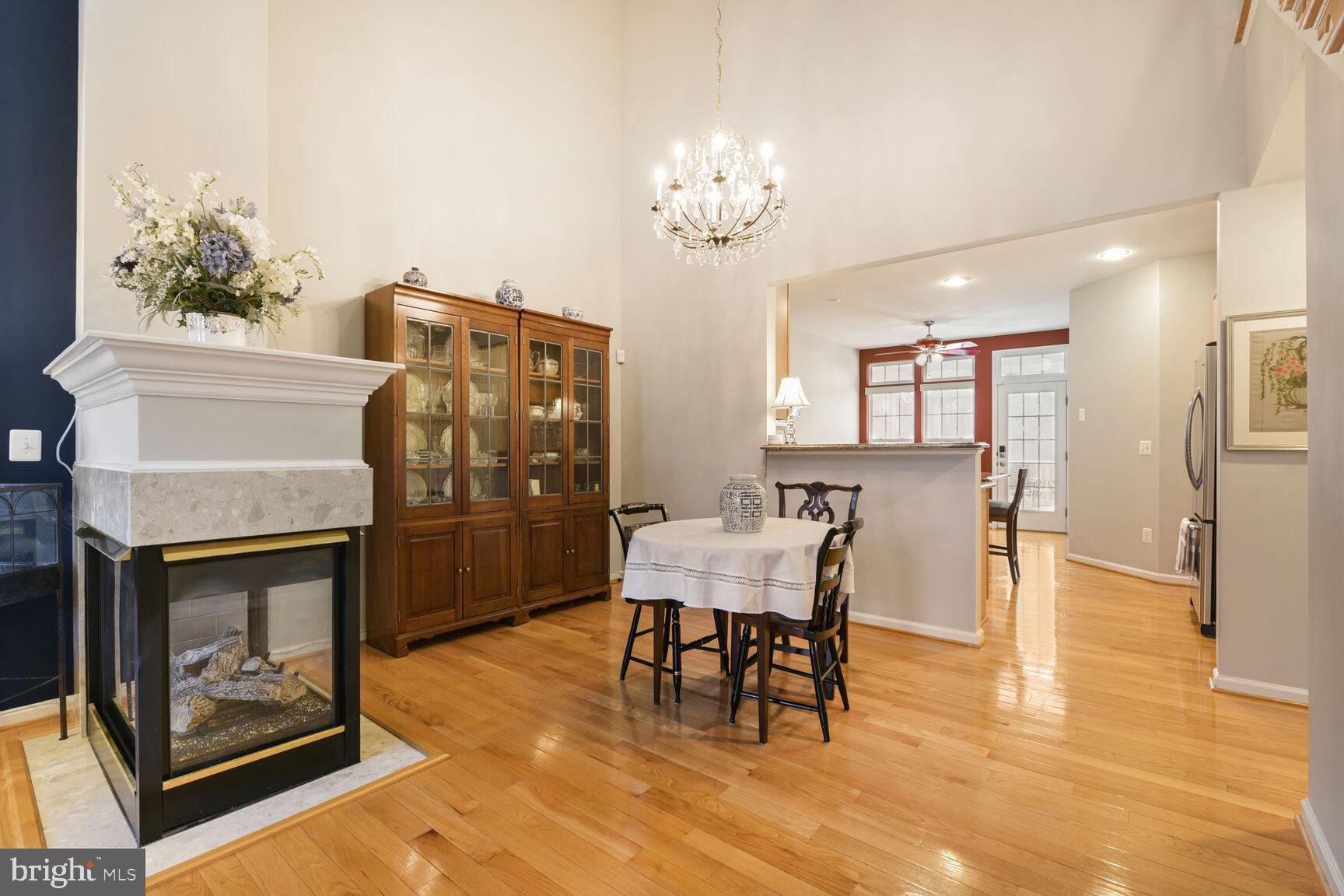 ASHBURN VILLAGE - Residential