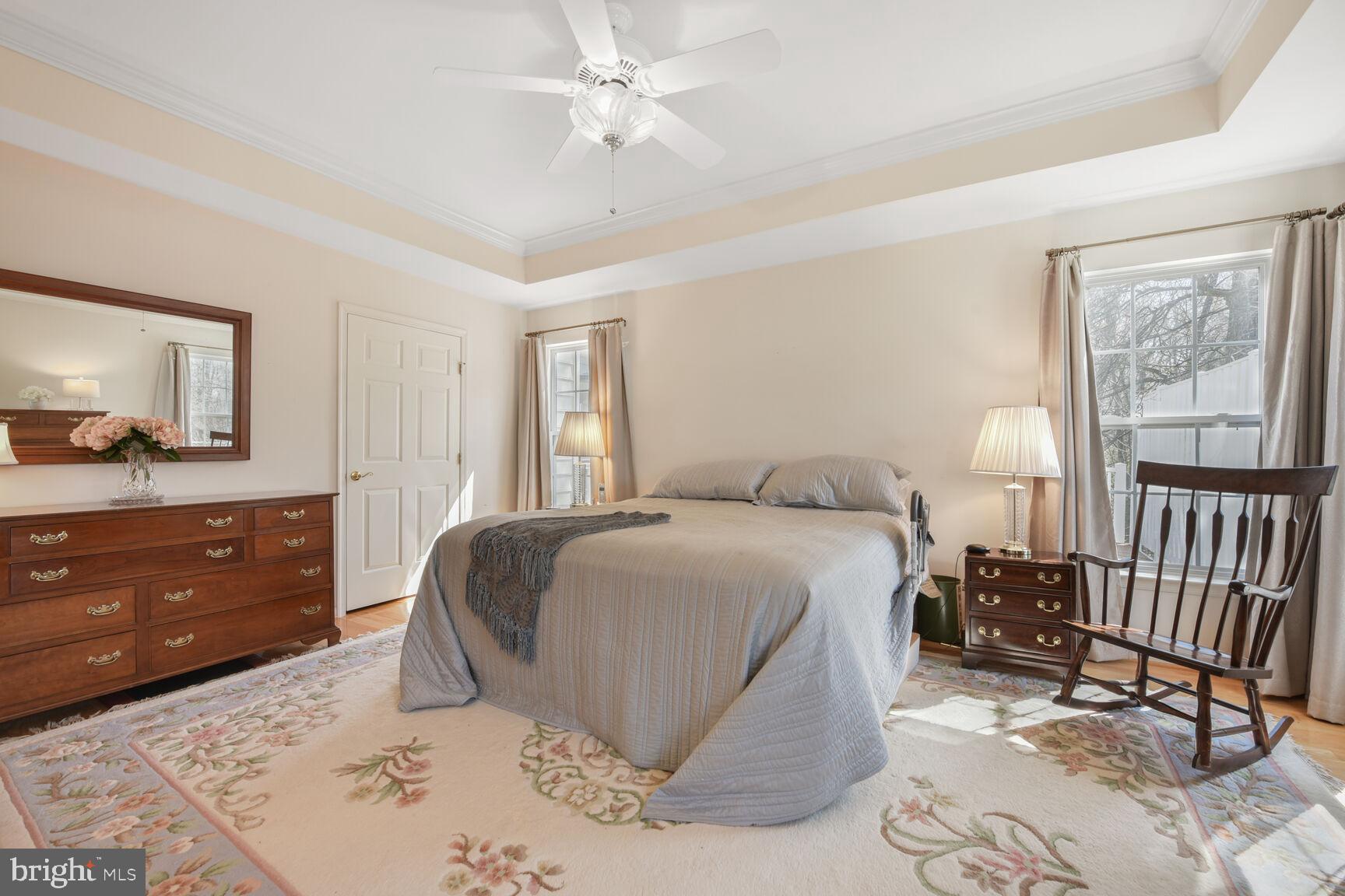 ASHBURN VILLAGE - Residential