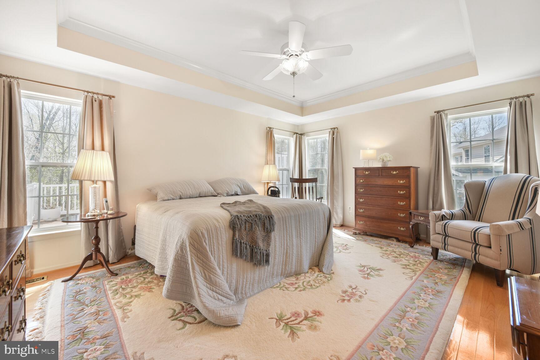 ASHBURN VILLAGE - Residential