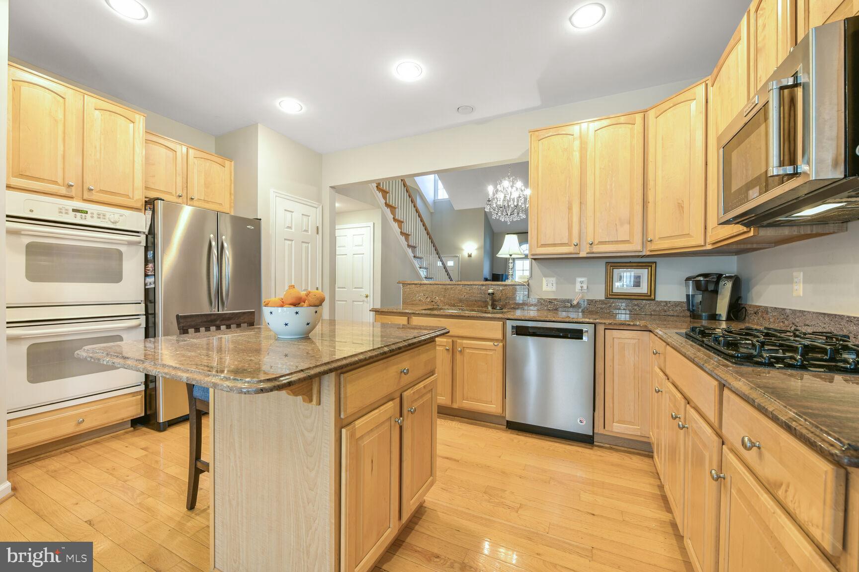 ASHBURN VILLAGE - Residential