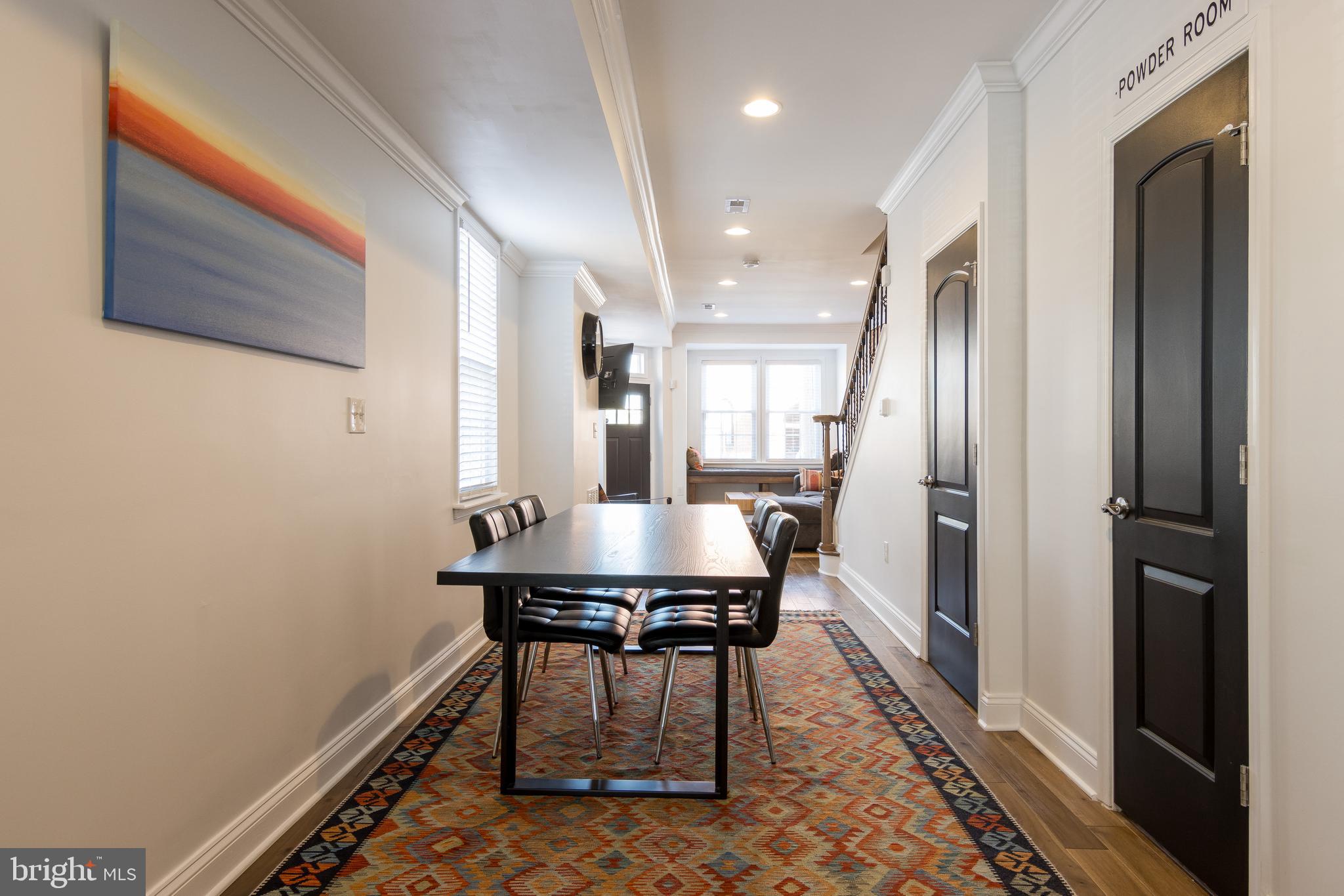 LOCUST POINT - Residential