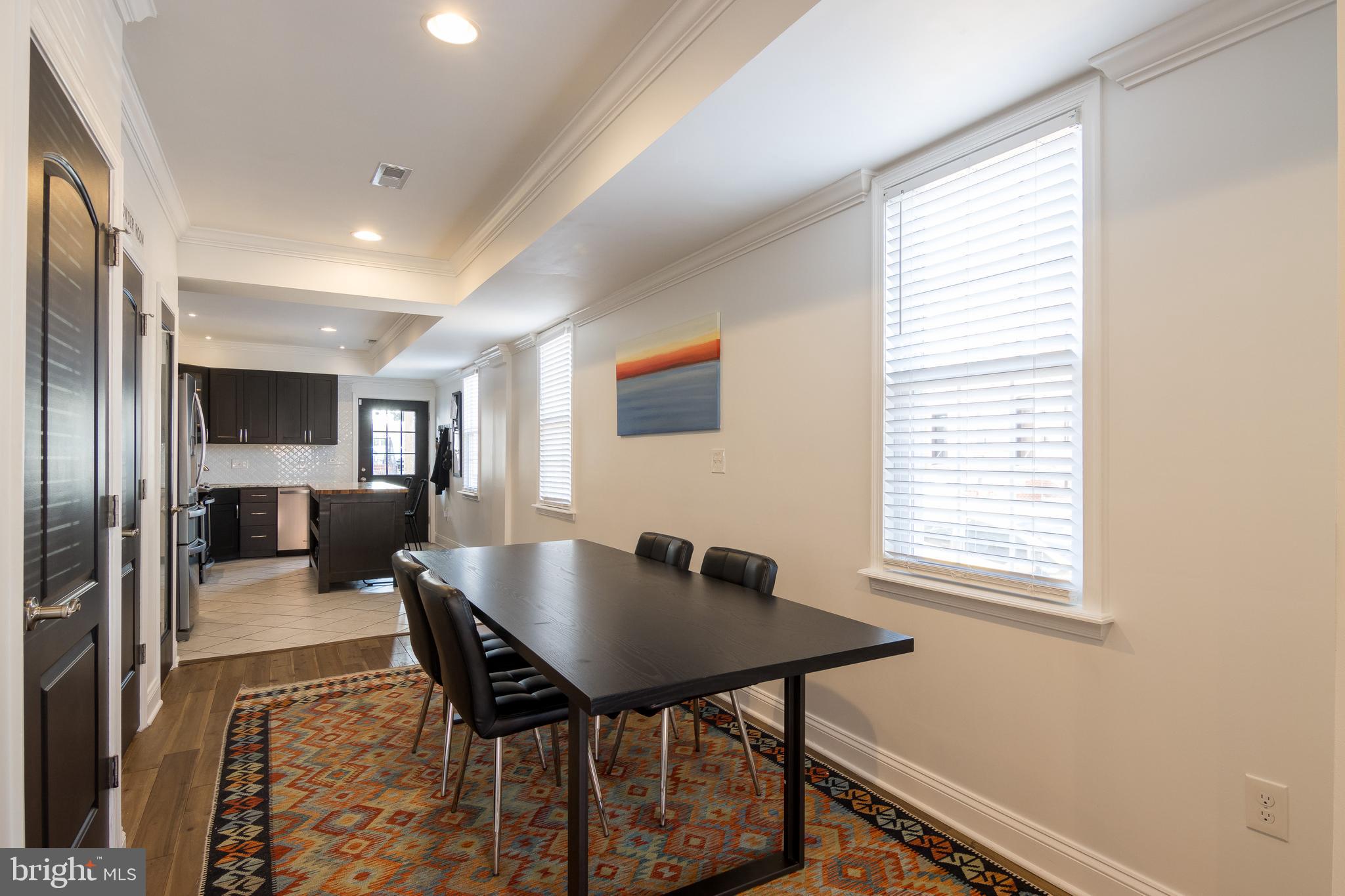 LOCUST POINT - Residential