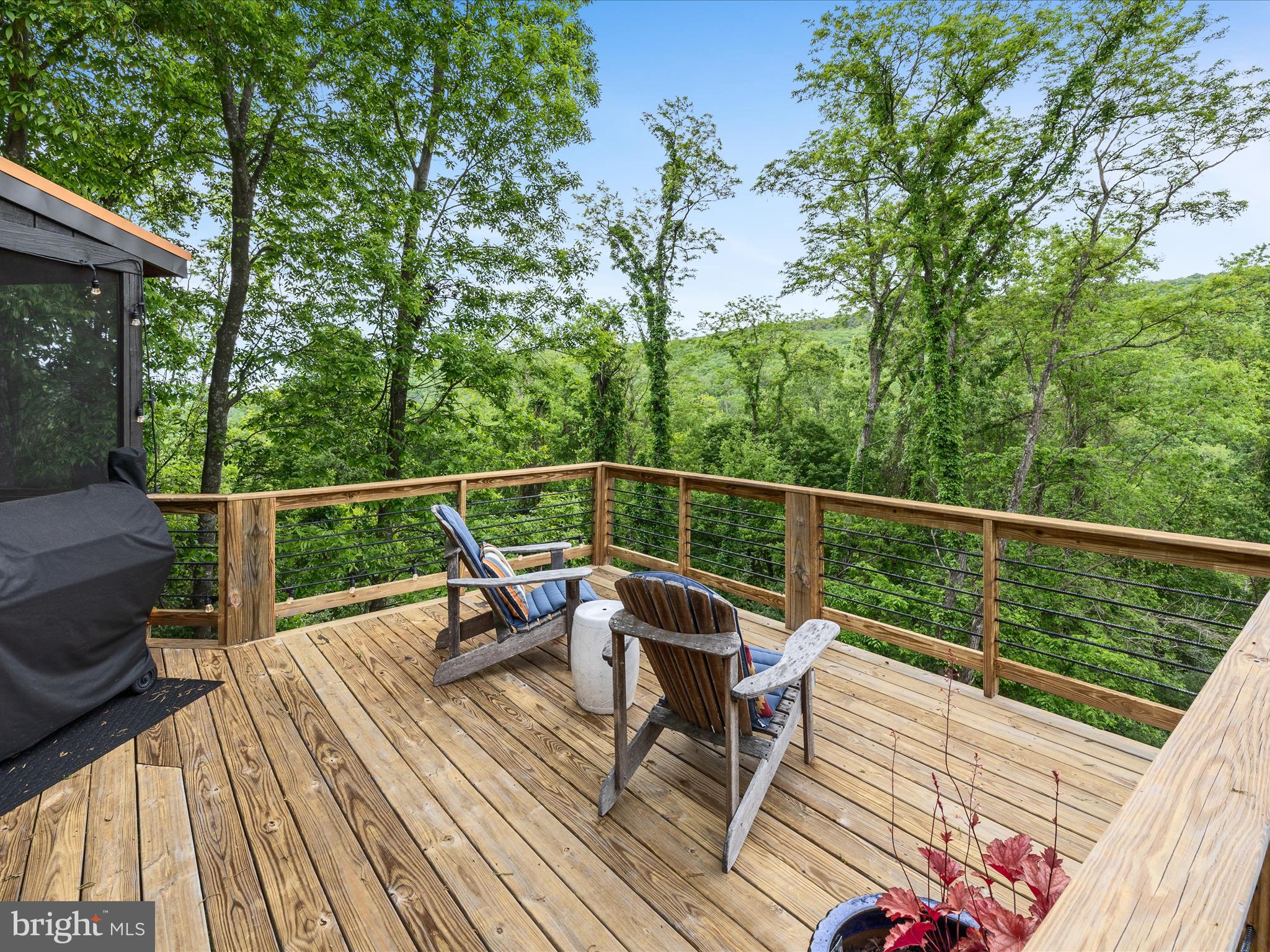 TROUT POND - Residential