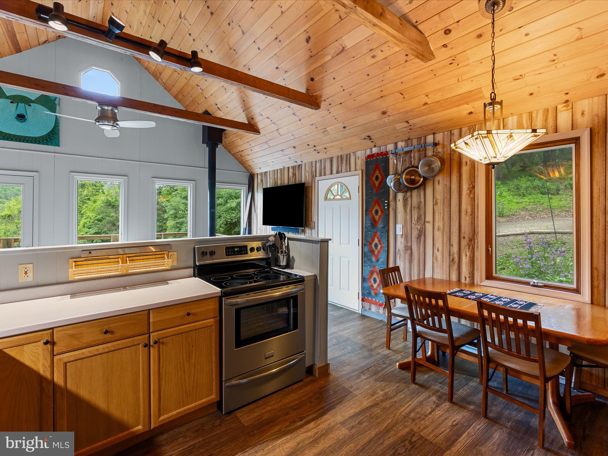 TROUT POND - Residential