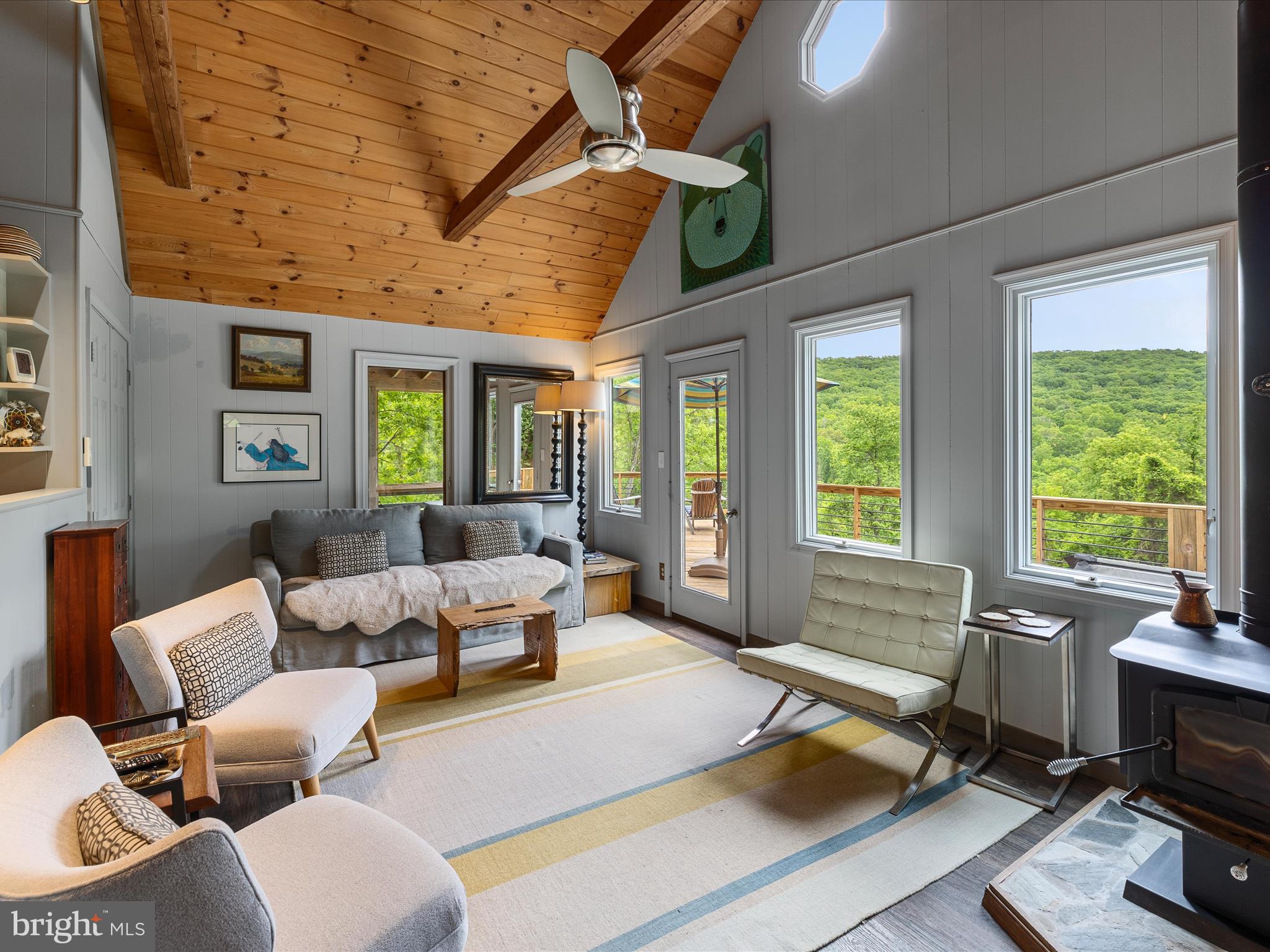 TROUT POND - Residential